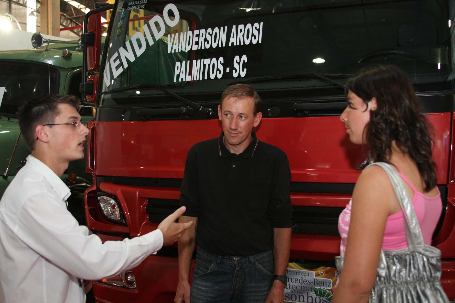 Vendas de máquinas pesadas e caminhões na Efapi confirmam fortalecimento da economia da região