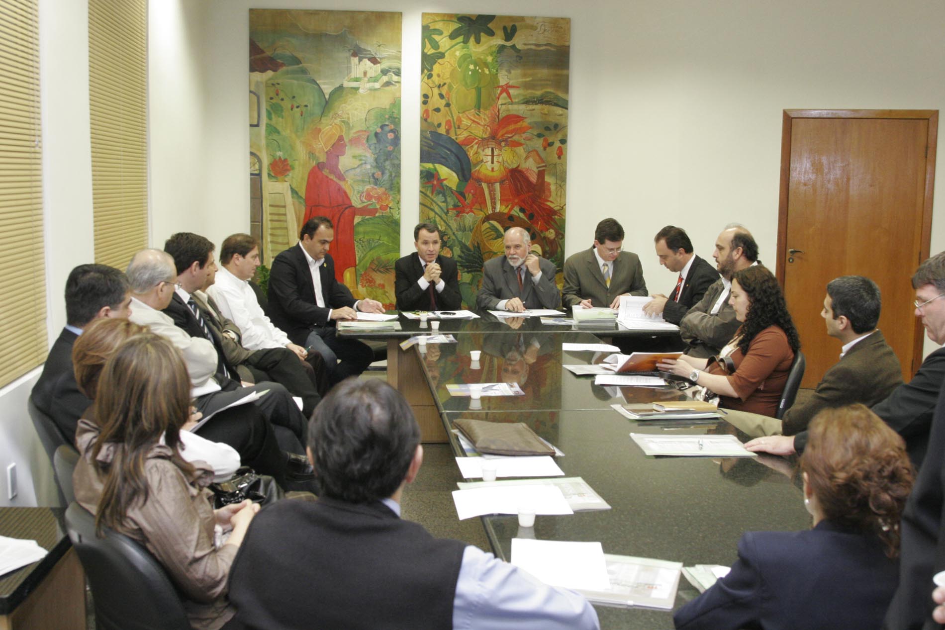 Representantes da Ampesc buscam apoio no Legislativo
