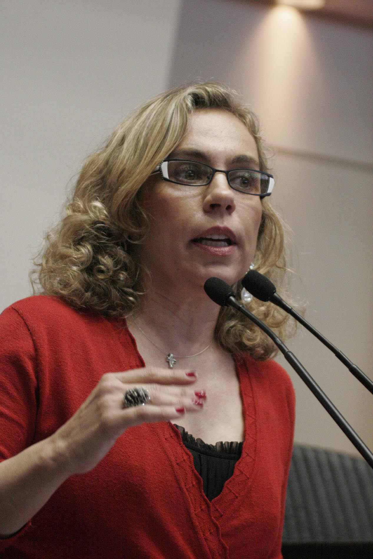 Deputada Ana Paula Lima (PT)