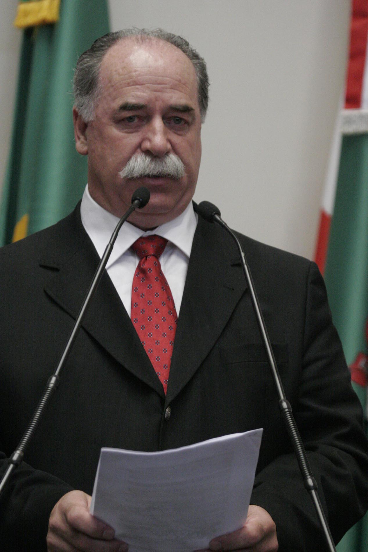Deputado Romildo Titon (PMDB)