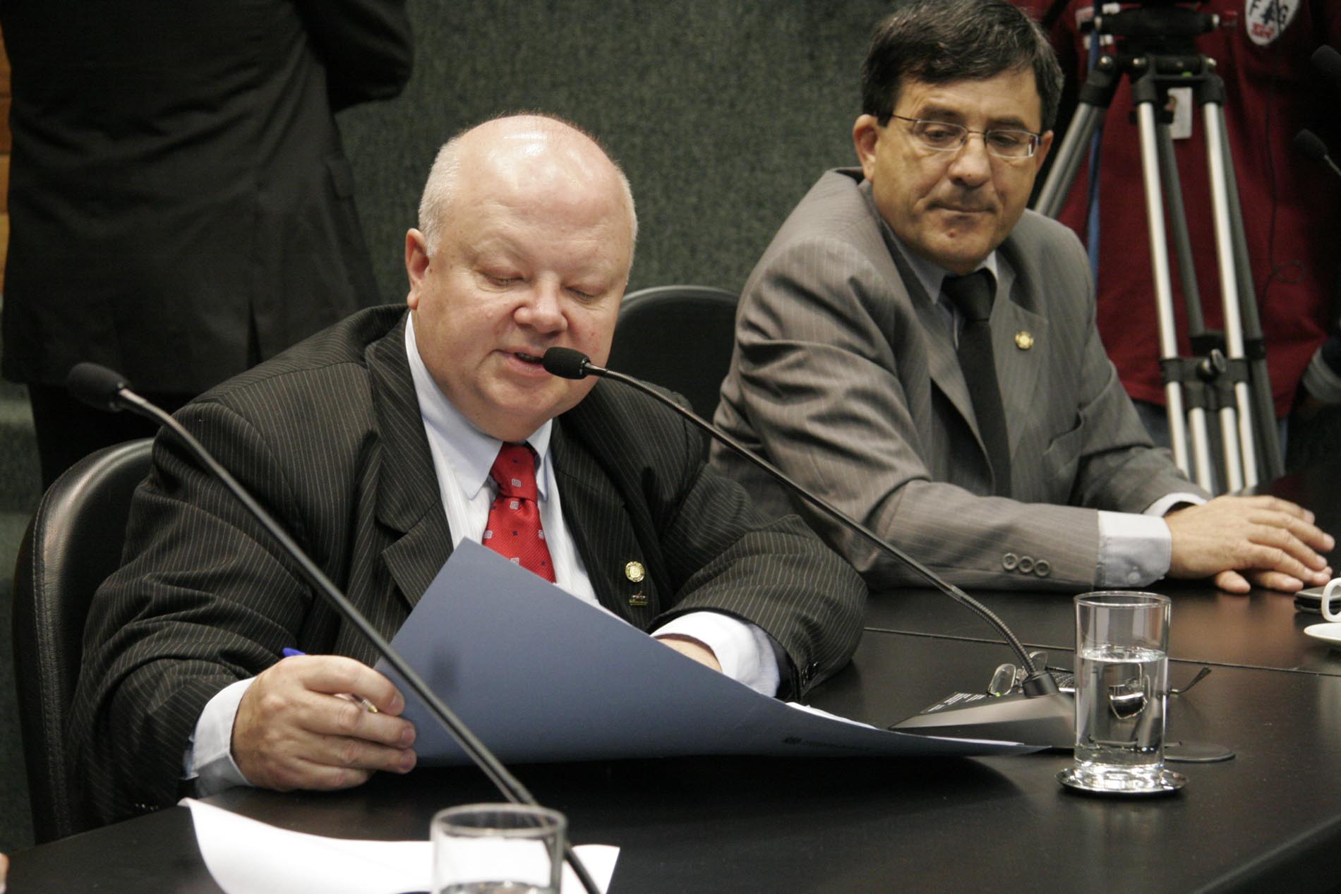 Reunião da Comissão de Finanças e Tributação - Deputado Renato Hinnig (PMDB)
