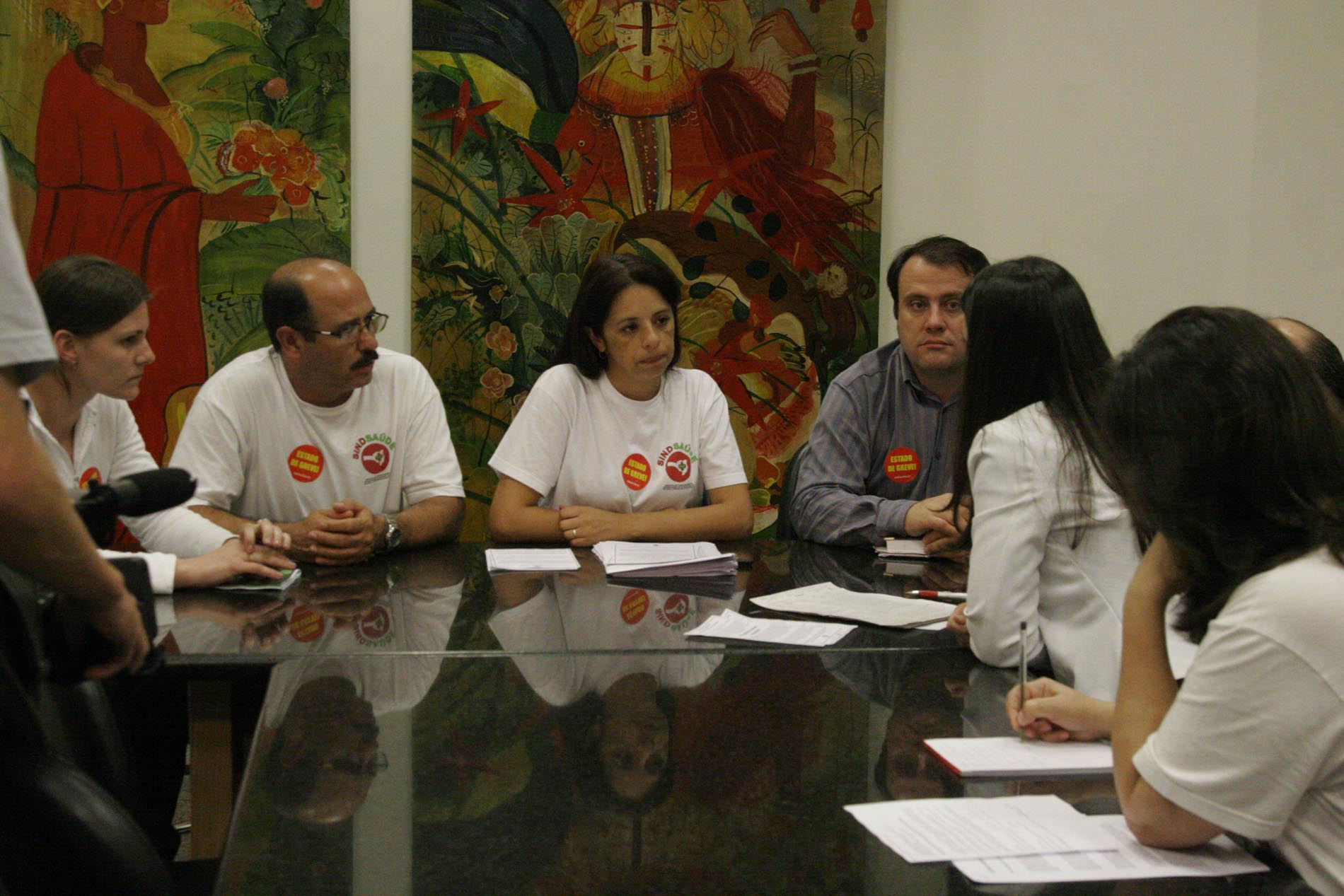 Entrevista Coletiva – Sindsaúde anuncia greve