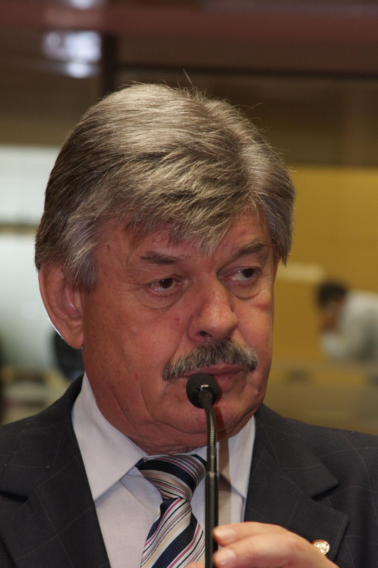 Deputado destaca papel da Cooperalfa no desenvolvimento econômico e social da região Oeste