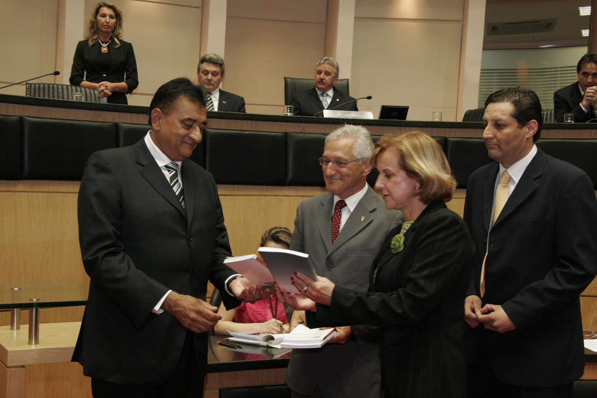 Sessão Especial em homenagem aos 40 anos do Conselho Regional de Medicina Veterinária CRMV/SC