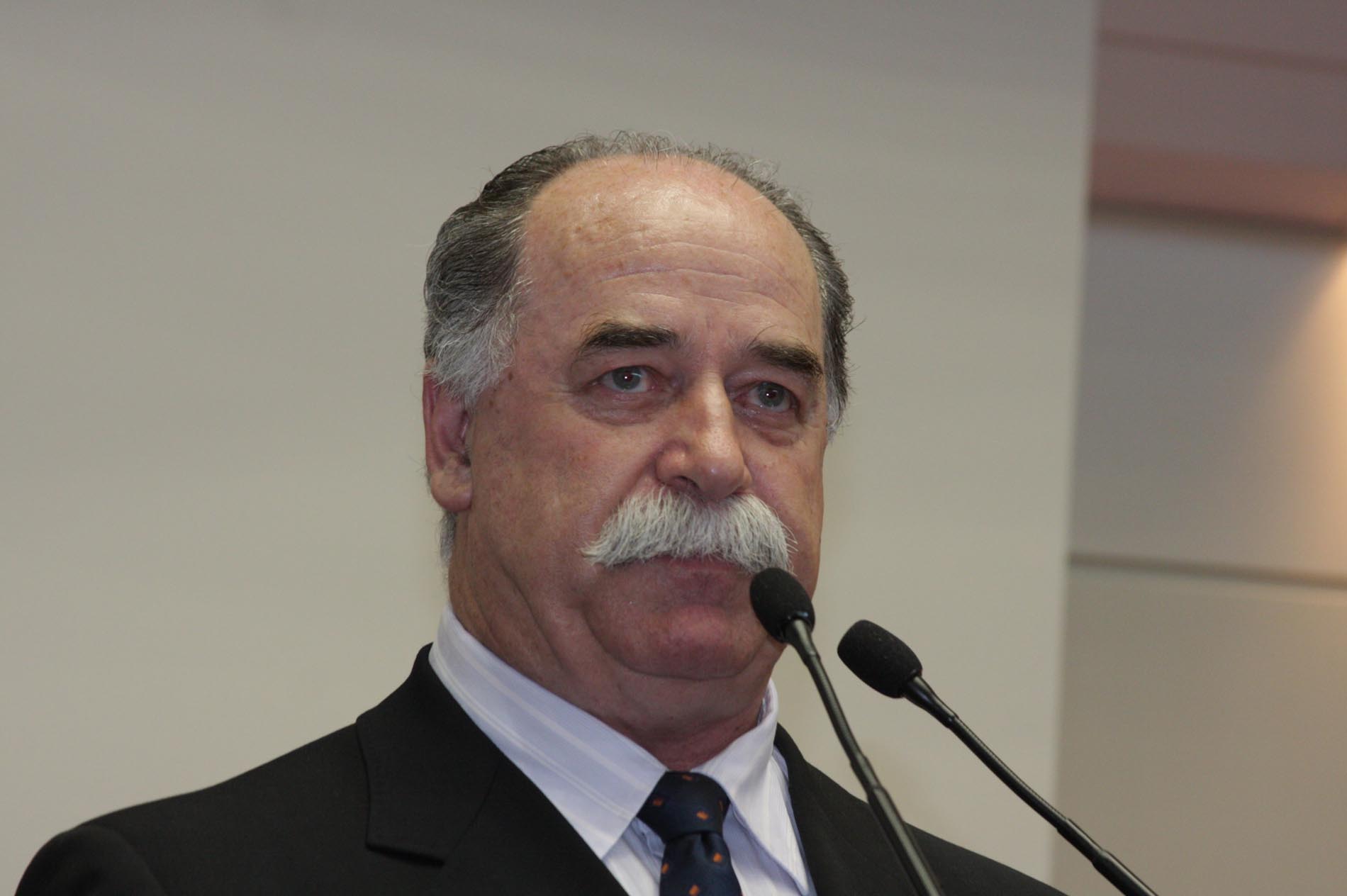 Deputado Romildo Titon (PMDB)