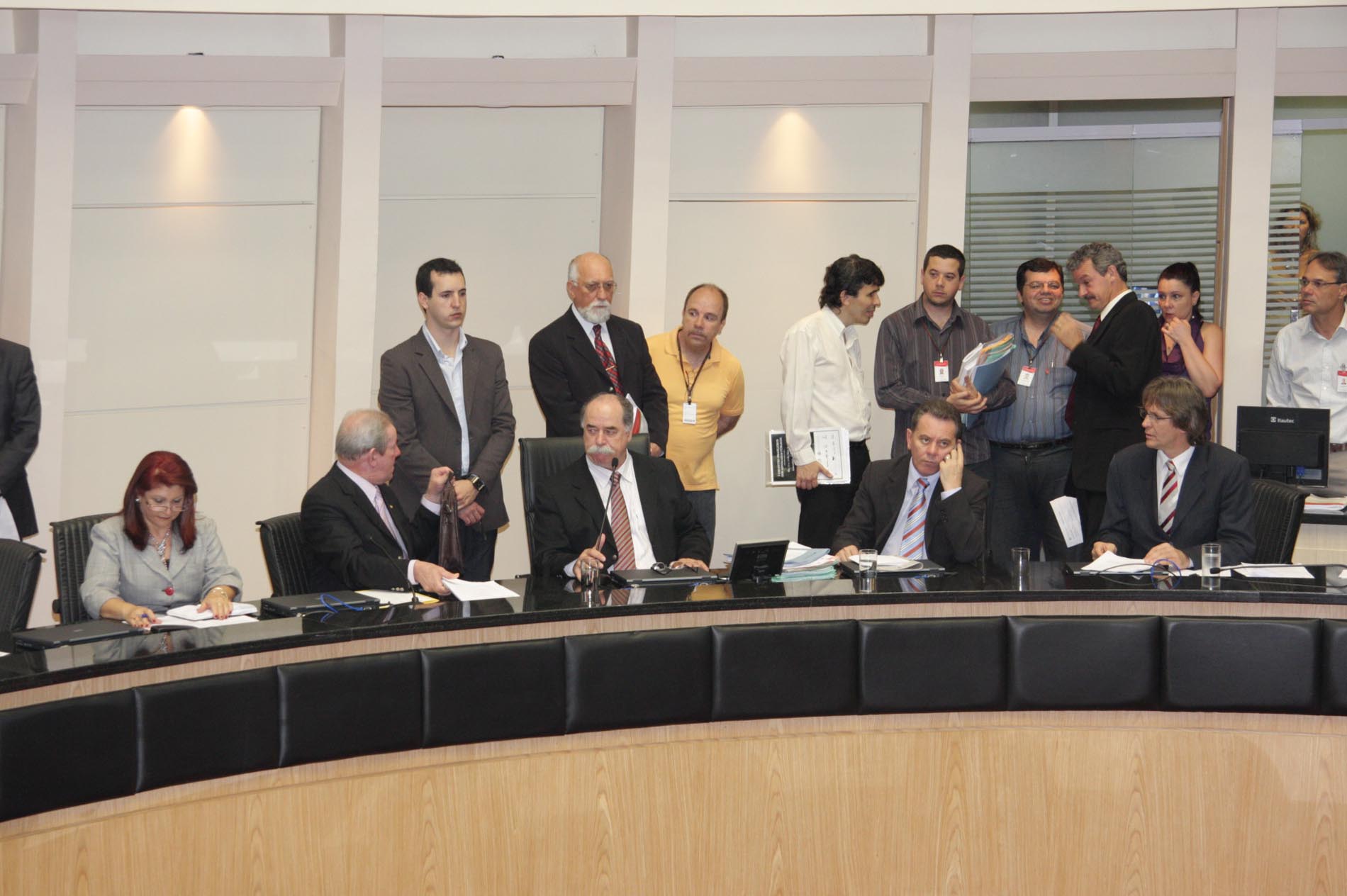 Aprovado Tribunal Administrativo Tributário nas comissões