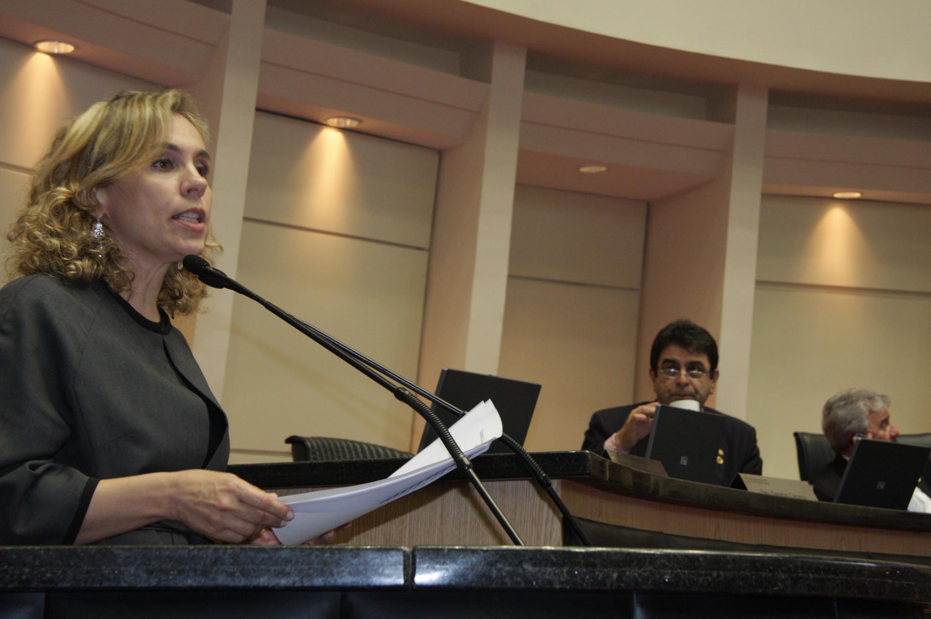 Deputada Ana Paula Lima (PT)