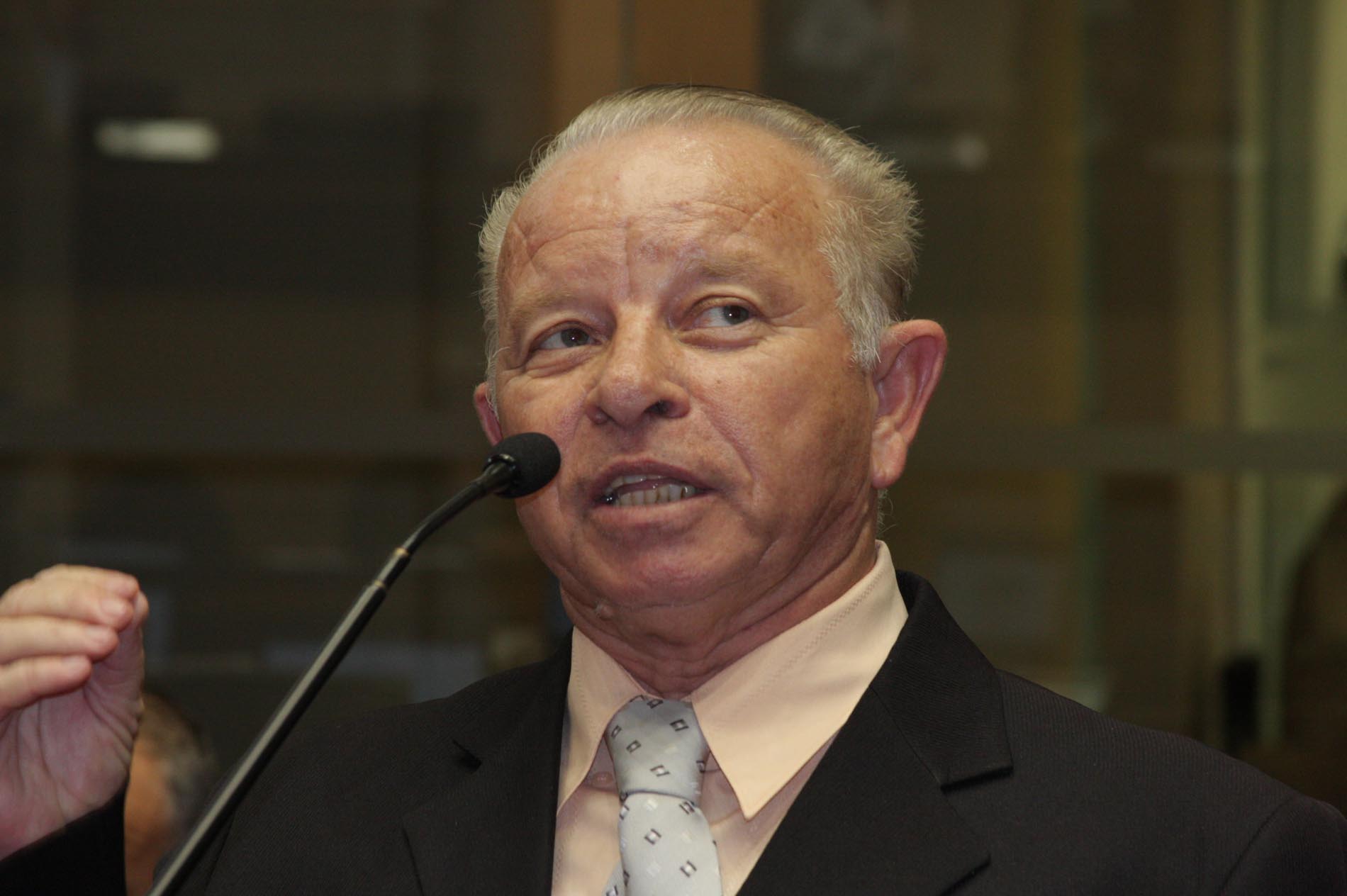 Deputado Adherbal Deba Cabral (PMDB)