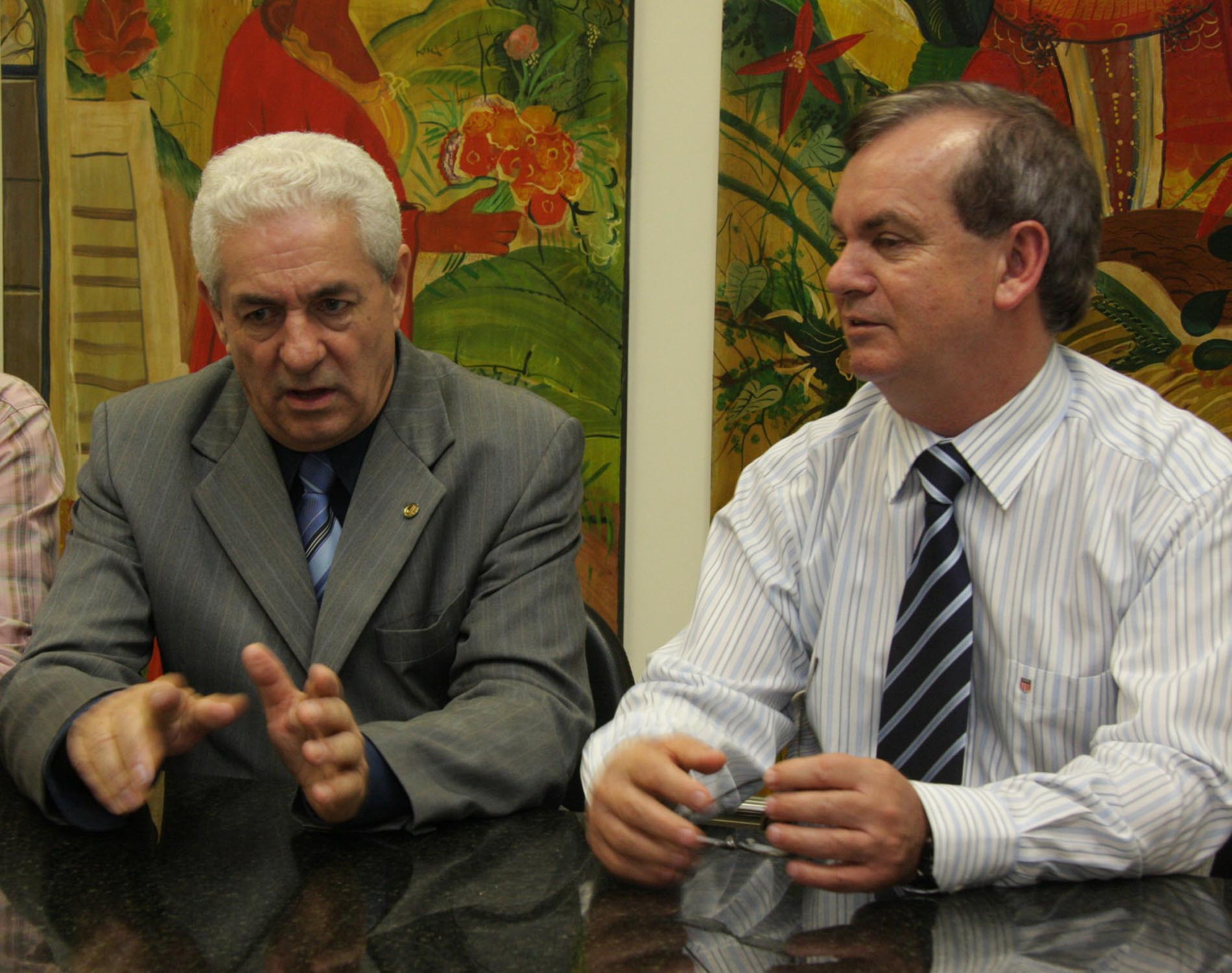 João Matos é homenageado por Lei Nacional de Adoção