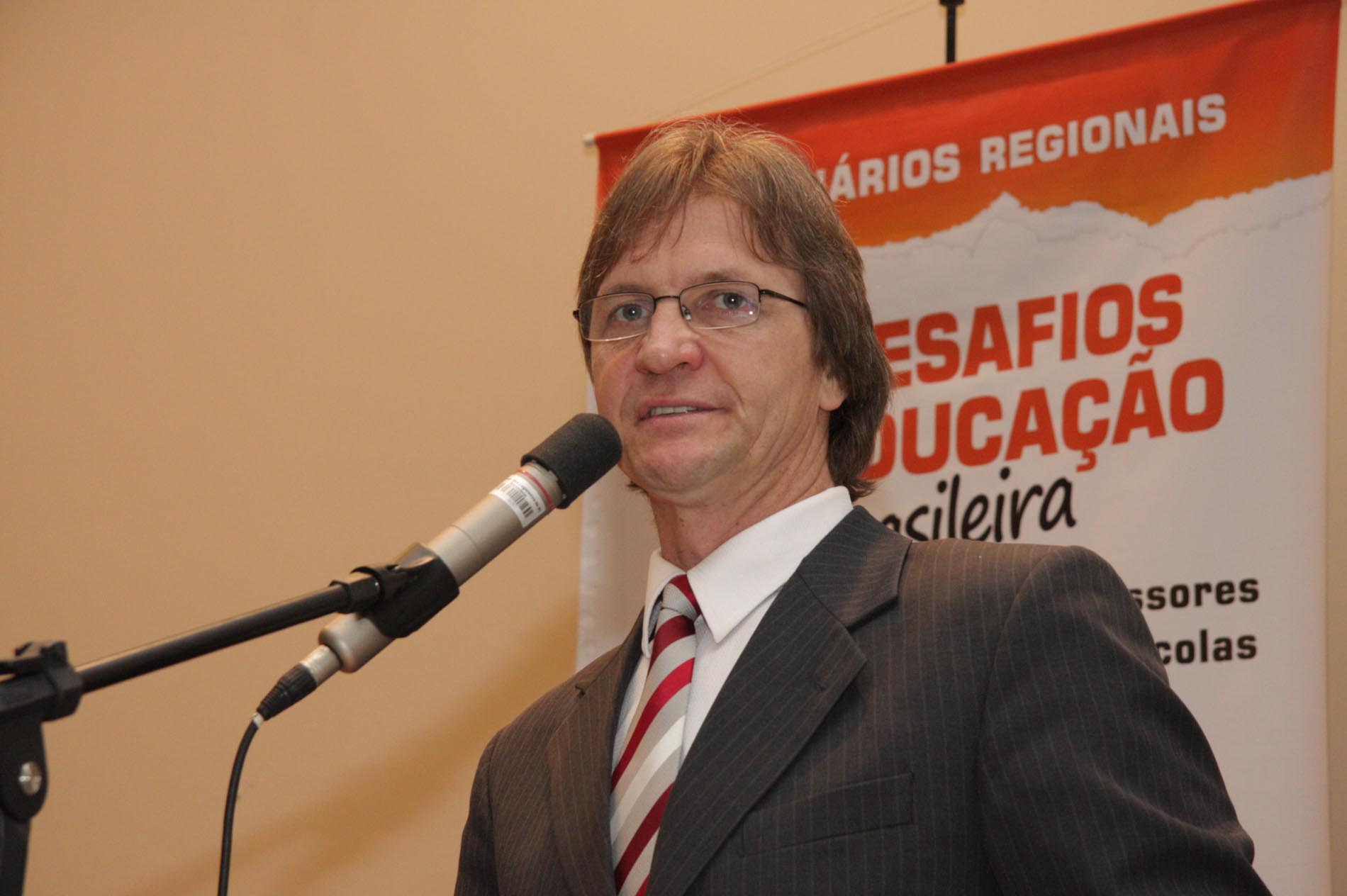 Seminário Regional  - Os Desafios da Educação Brasileira: Violência e Drogas nas Escolas - Deputado Pedro Uczai (PT)