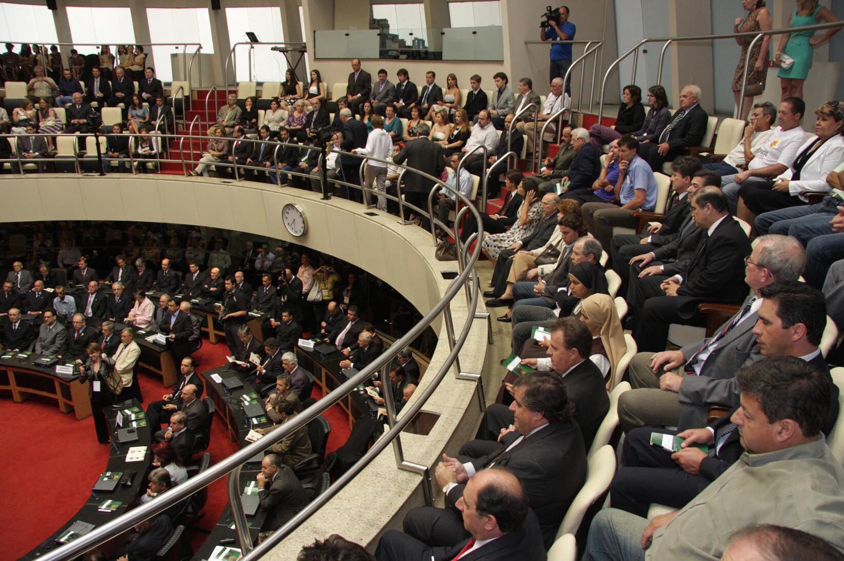 Sessão Solene de Concessão da Comenda do Legislativo Catarinense