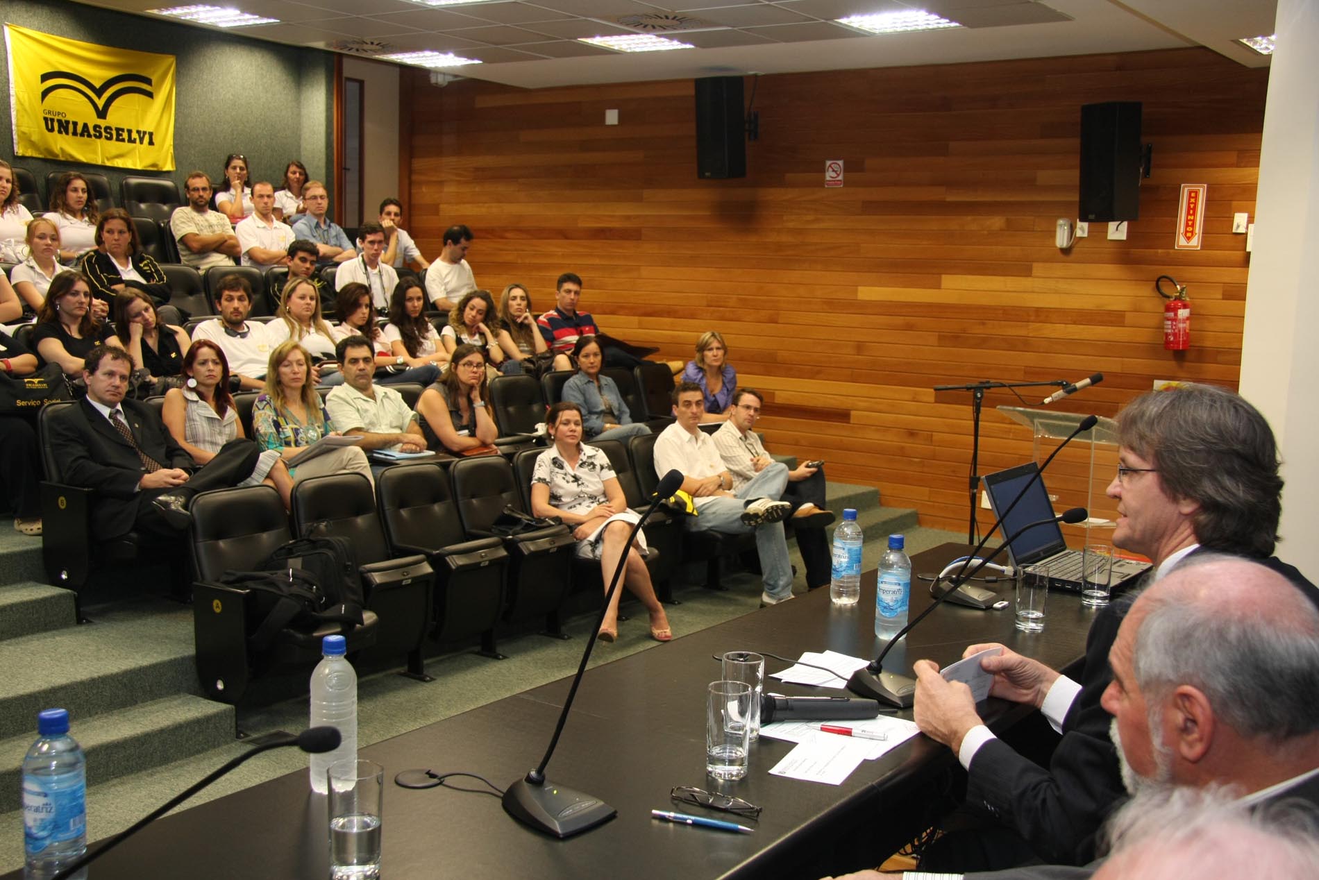 Seminário sobre o Ensino a Distância