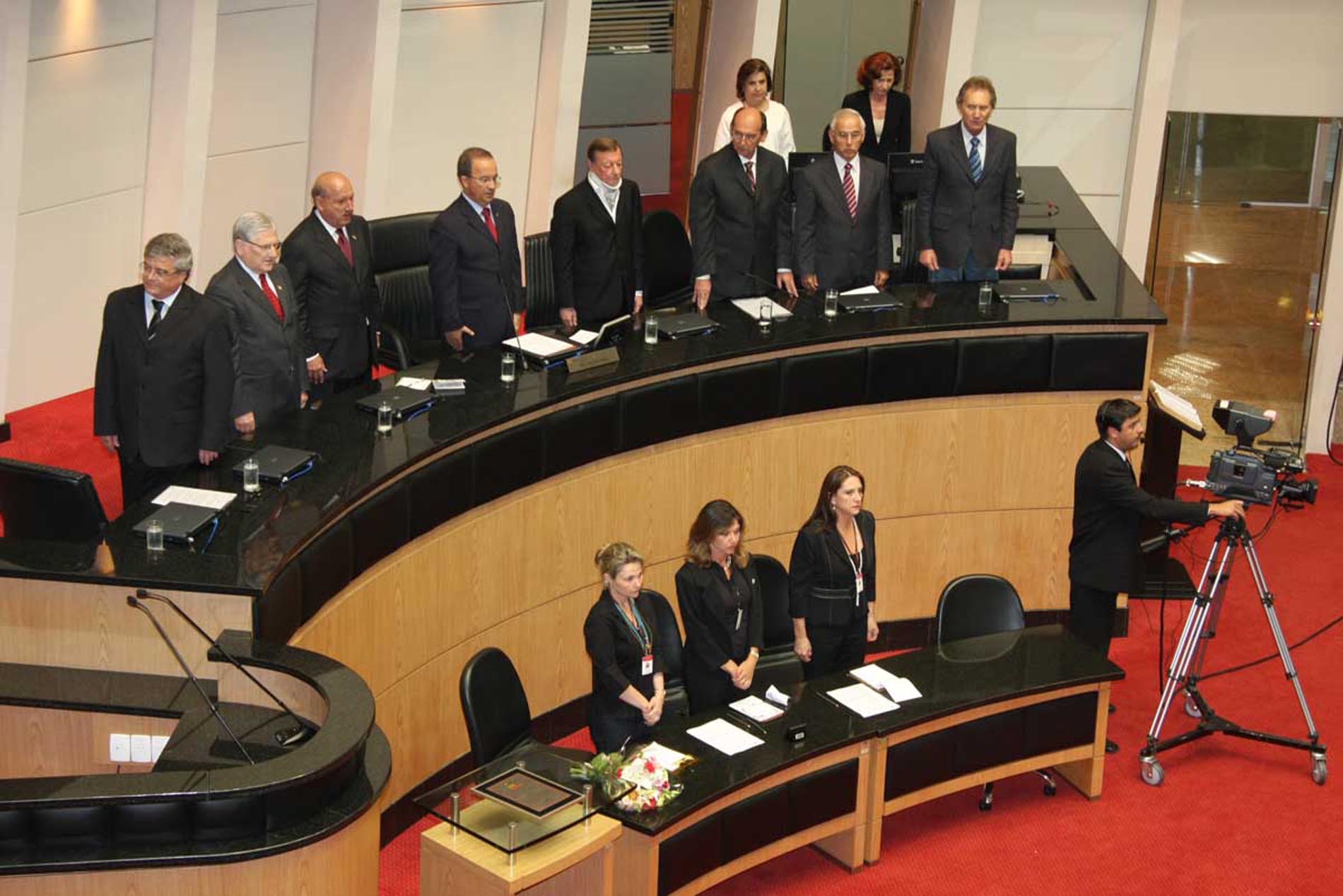 Assembleia Legislativa realiza sessão especial em homenagem a Alcides Abreu