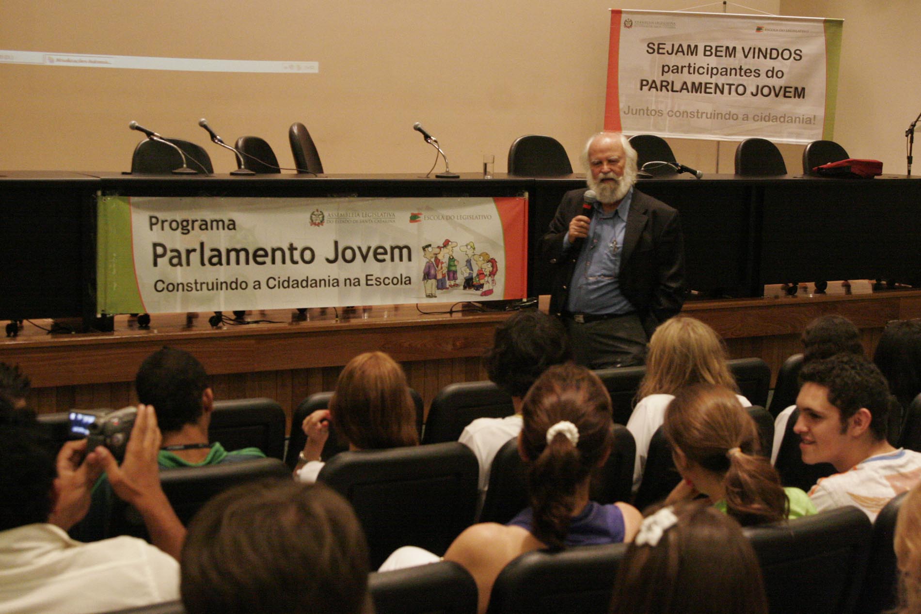 Parlamento Jovem - Luiz Barco