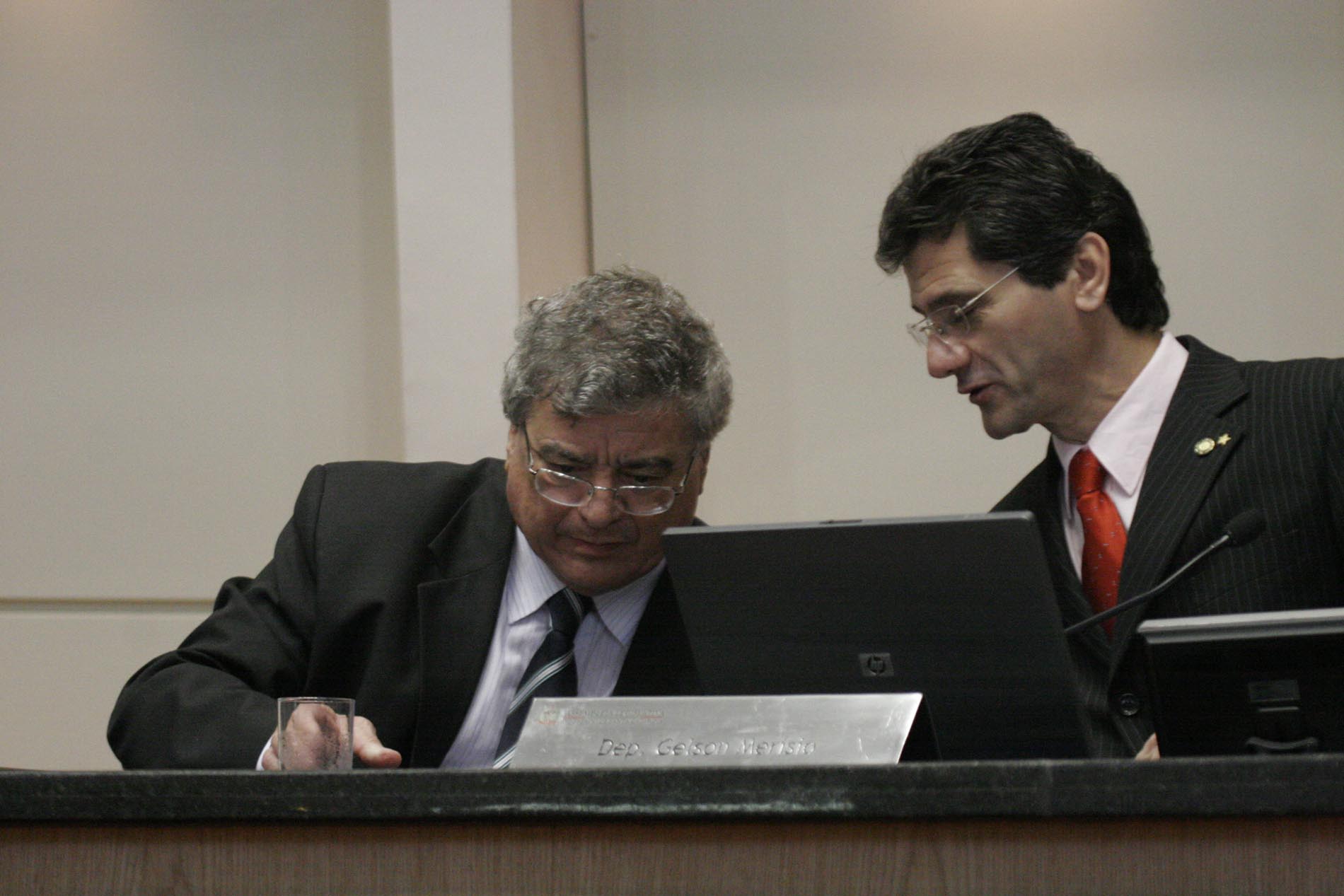 Sorteio das escolas - Parlamento Jovem