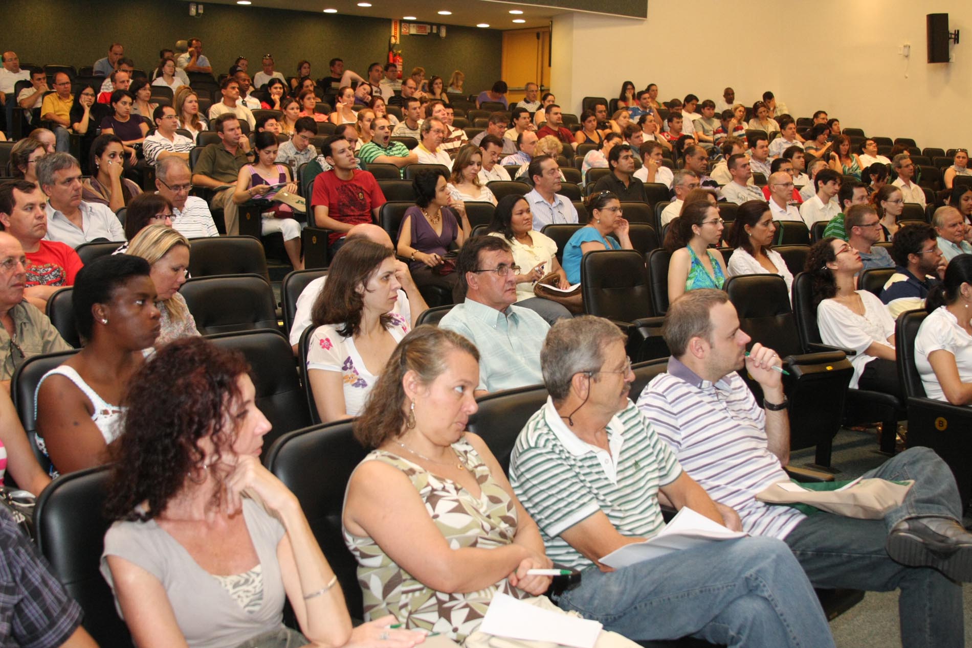 III Seminário sobre a Construção da Política Nacional de Saúde e Segurança do Trabalhador em Santa Catarina e do Seminário NTEP - Nexo Técnico Epidemiológico Previdenciário e Saúde dos Trabalhadores.