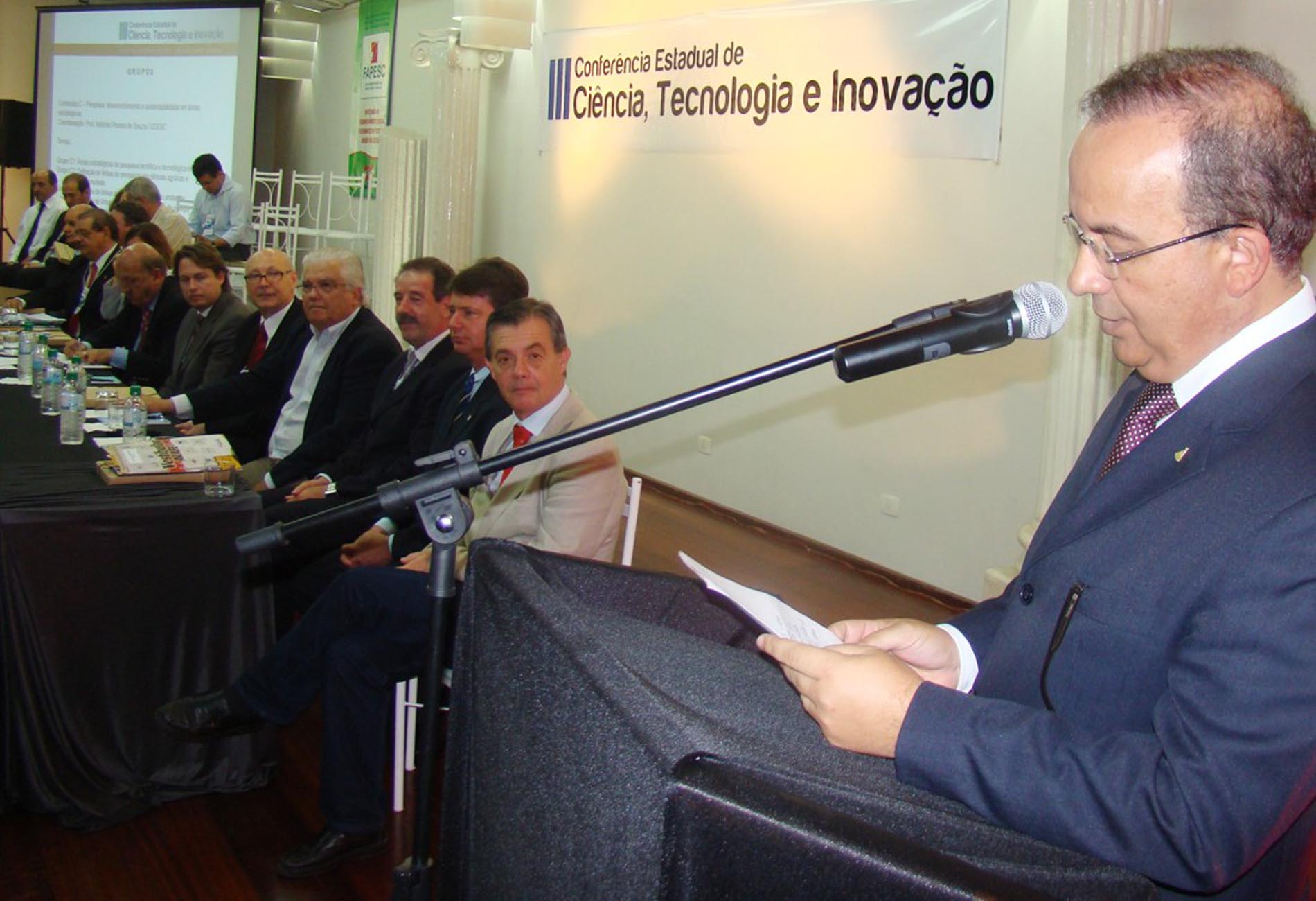 Deputado Jorginho Mello (PSDB)