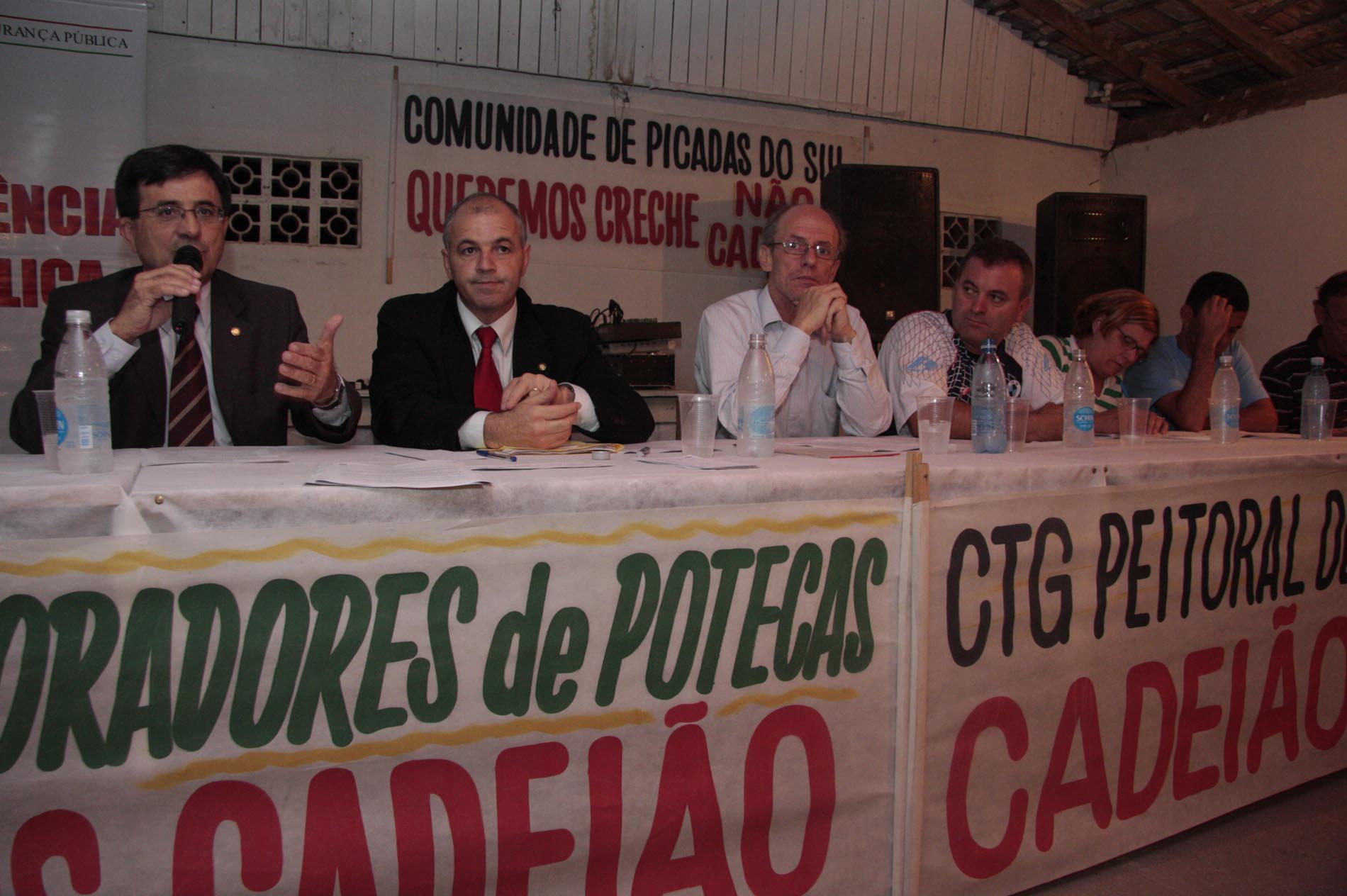 Audiência Pública para Propor soluções para a Transferência do Canil e Cavalaria da PM e construção de um Presídio Regional em Potecas.