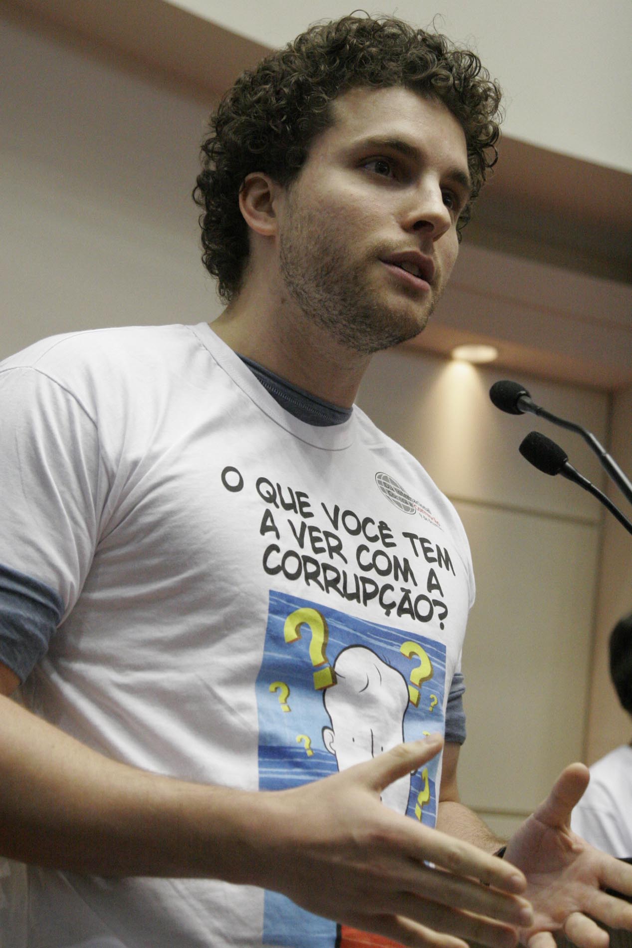 Tiago Fragoso - Ator da Rede Globo