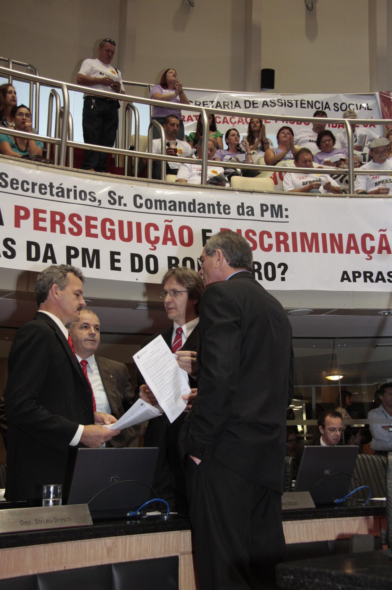 Sessão Extraordinária para leitura de Mensagens Governamentais