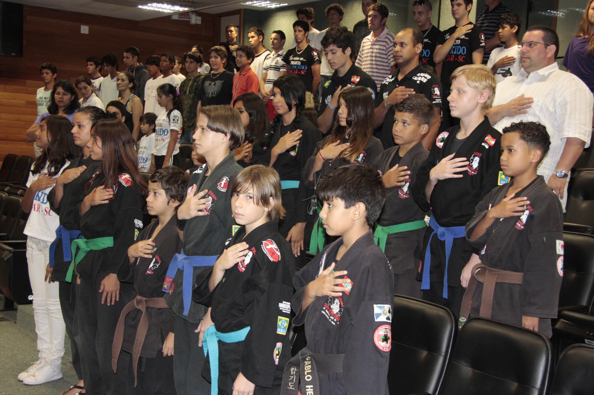 Ato Solene em homenagem aos Desportistas de Artes Marciais do Projeto Social Hapkido Educar