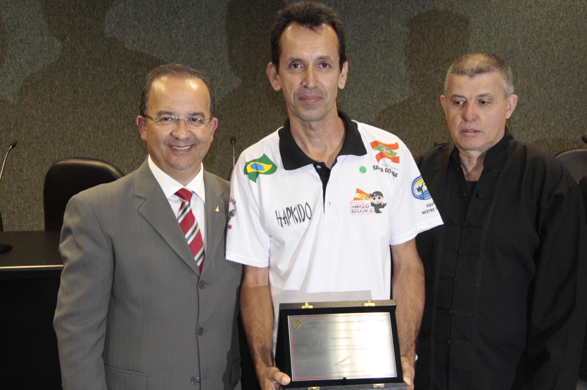 Ato Solene em homenagem aos Desportistas de Artes Marciais do Projeto Social Hapkido Educar