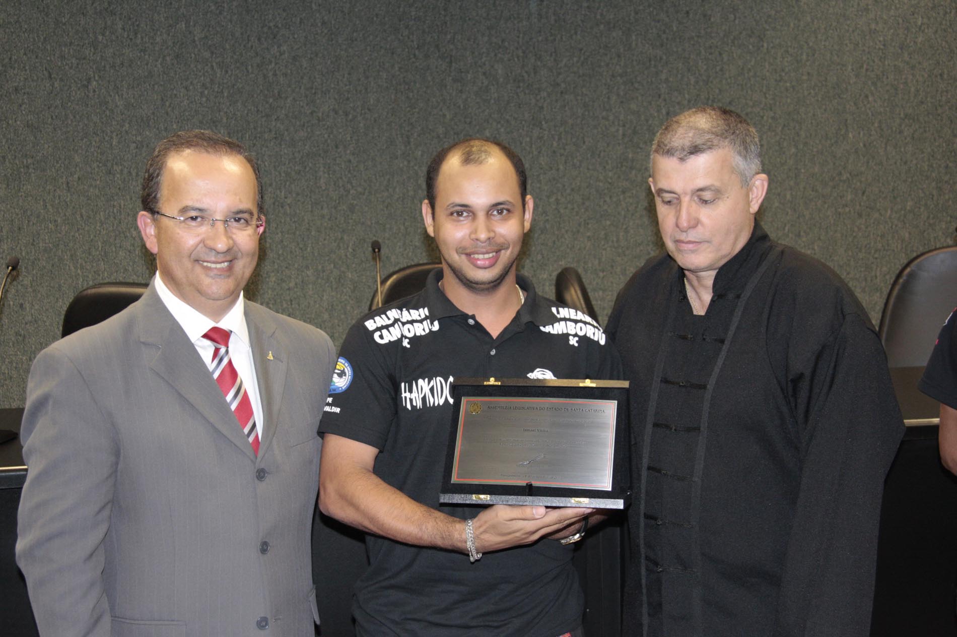Ato Solene em homenagem aos Desportistas de Artes Marciais do Projeto Social Hapkido Educar