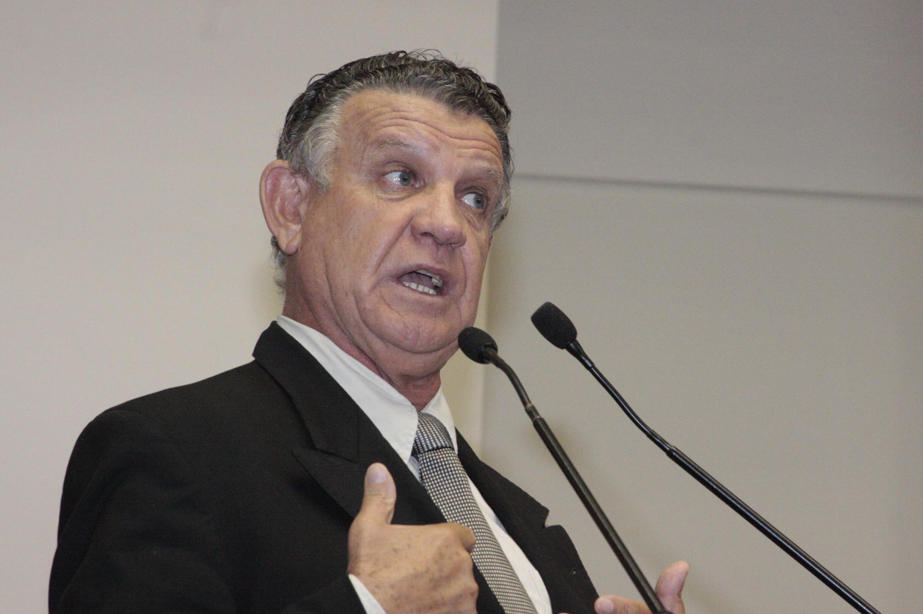 Deputado Edison Andrino (PMDB)