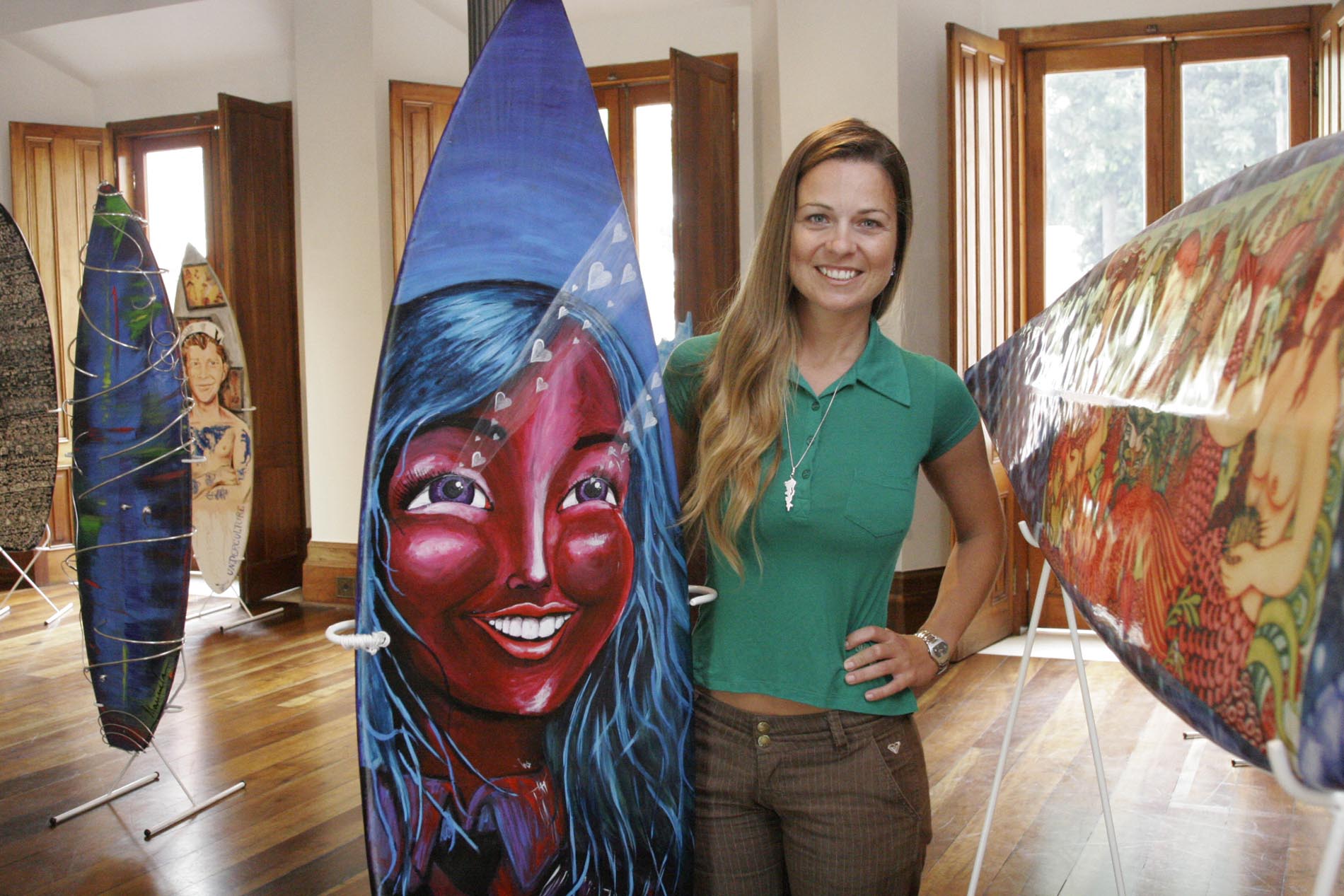 Ana Paula de Souza - Curadora da Exposição Floripa em Prancha