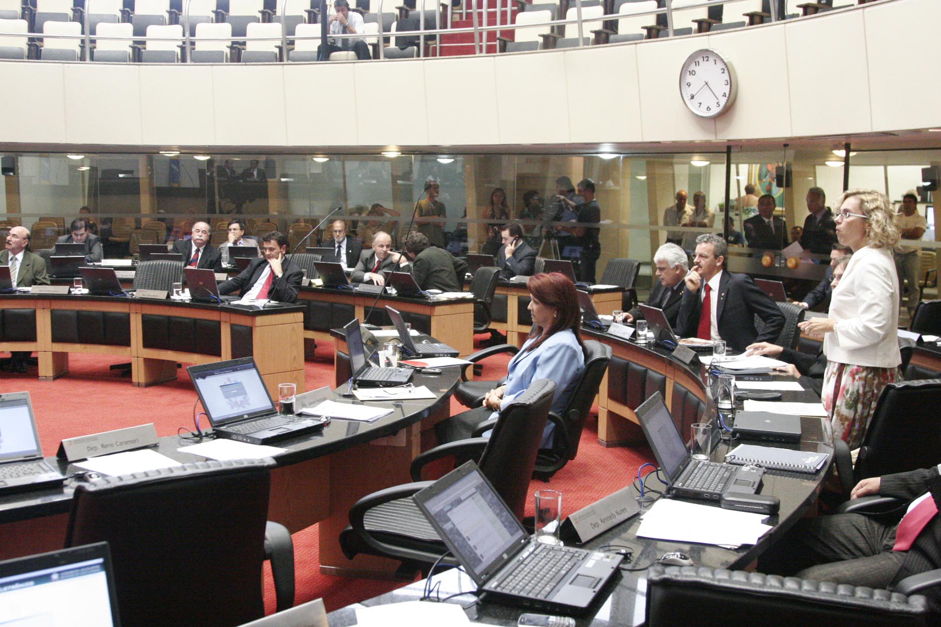 Revogada gratificação para 37 servidores da Assembleia Legislativa