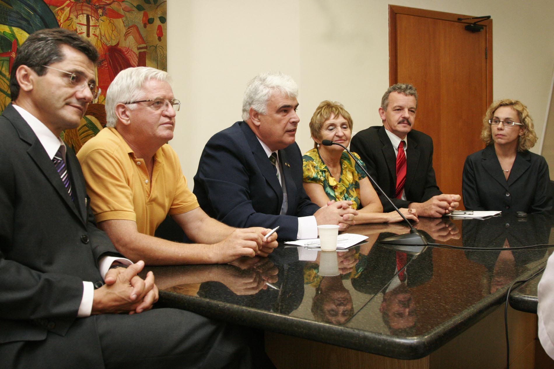 Bancada do PT apresenta seu novo líder