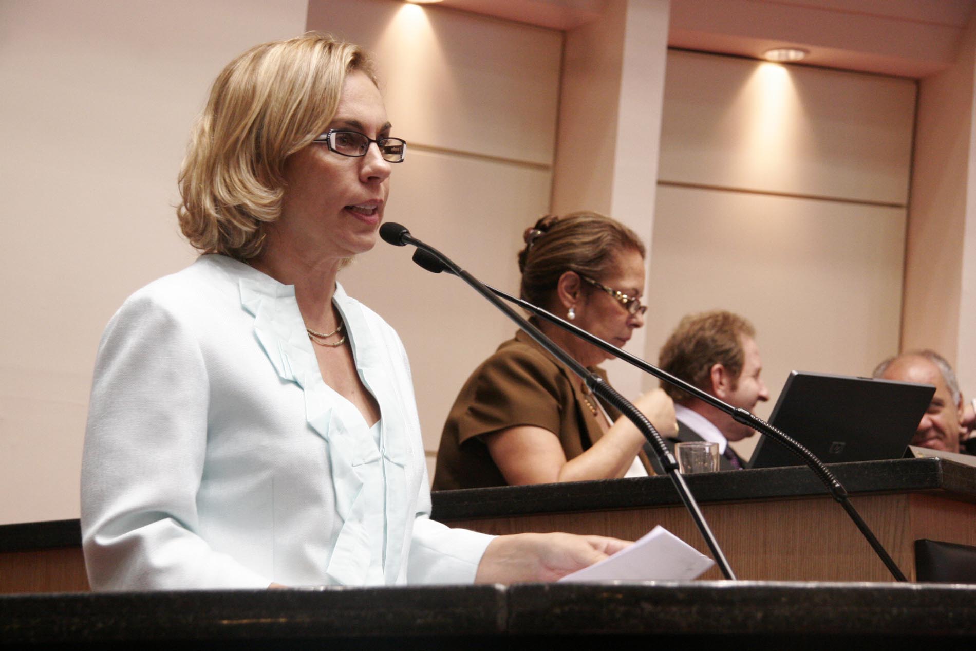 Deputada Ana Paula Lima (PT)