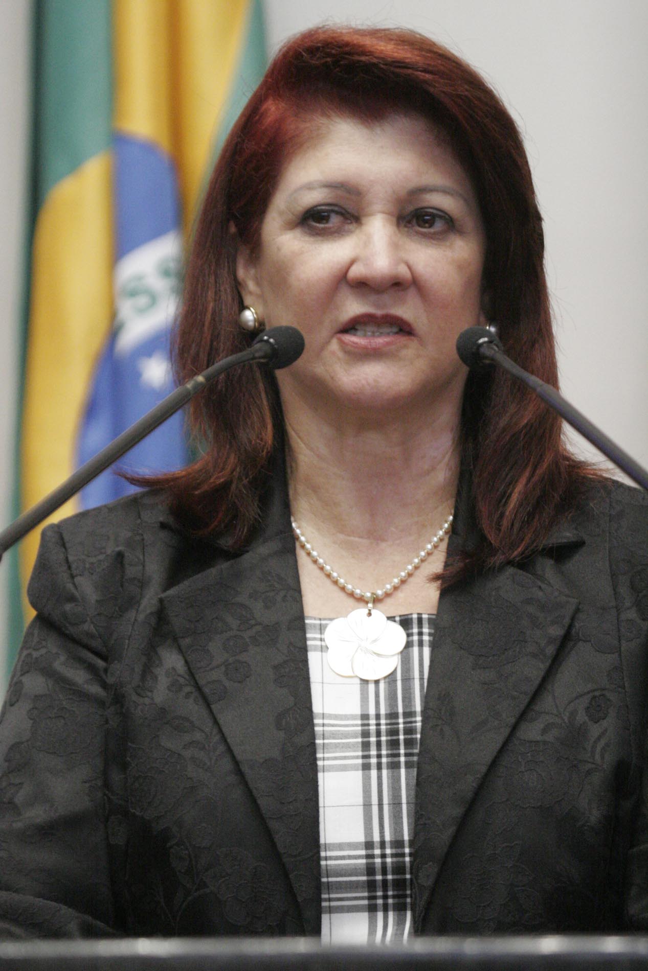 Deputada e Professora Odete de Jesus (PRB)