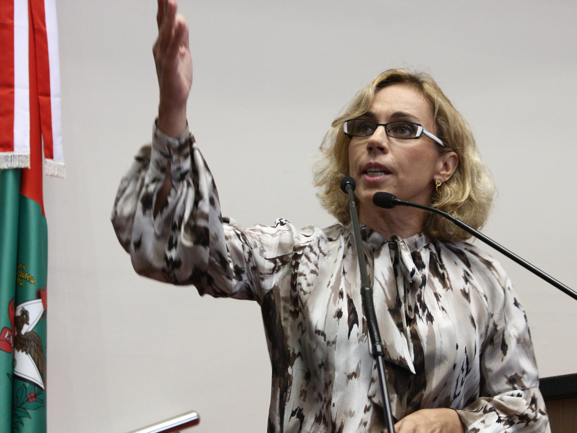 Deputada Ana Paula Lima (PT)