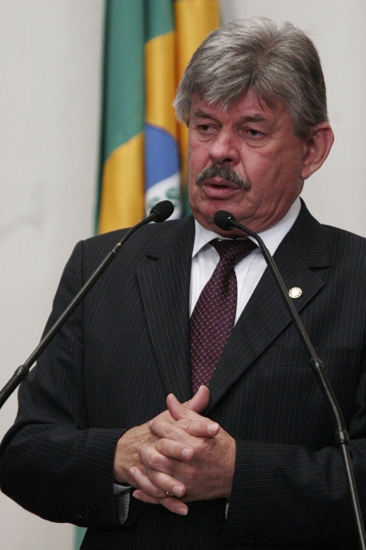 Dos Gabinetes – Deputado Reno Caramori pede à PF delegacia para Caçador