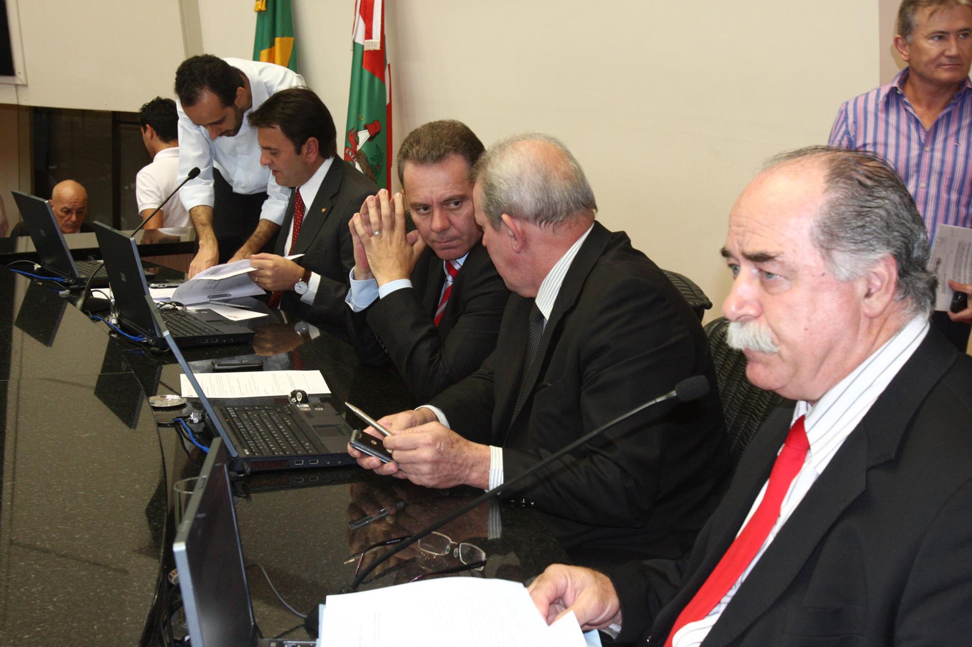 Reunião Conjunta das Comissões