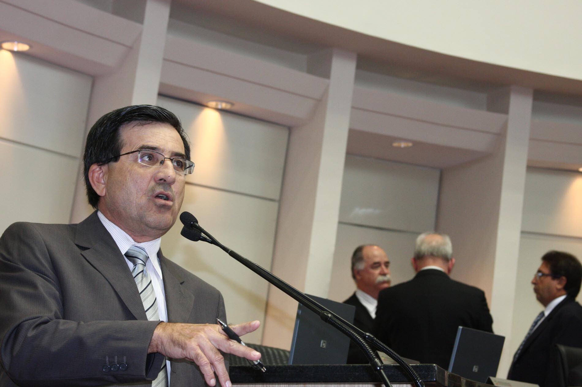 Dos Gabinetes – Saúde de Santa Catarina em Debate