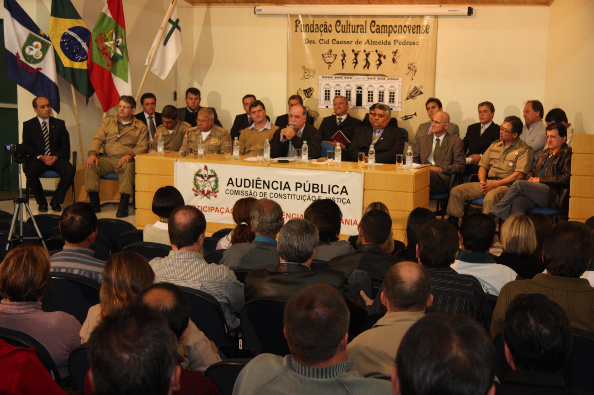 Audiência Pública a fim de debater o aumento dos índices de violência no município de Campos Novos.