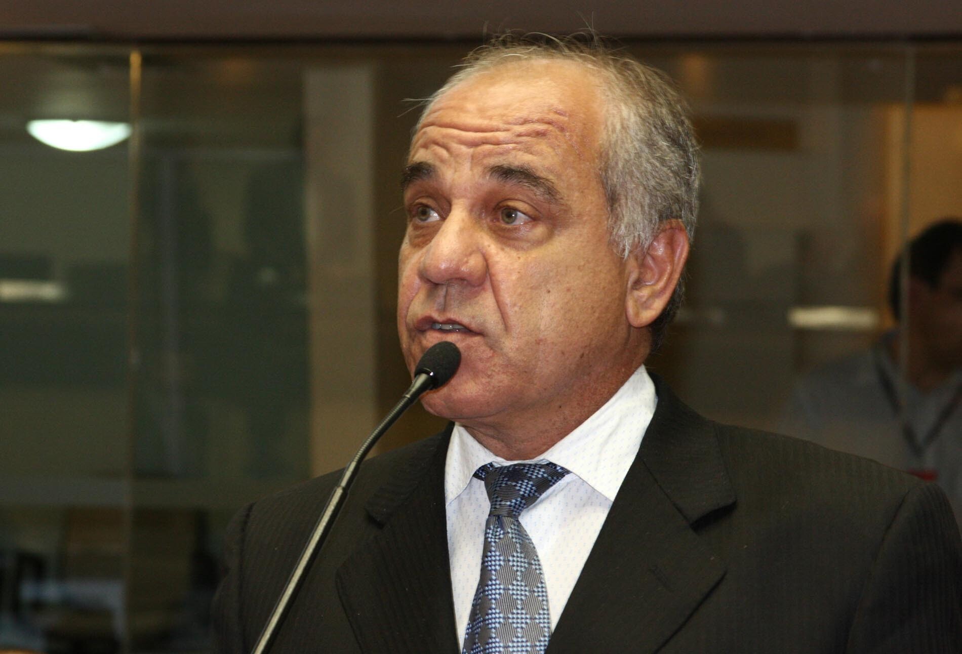 Dos Gabinetes – Conquistas salariais dos servidores da Saúde