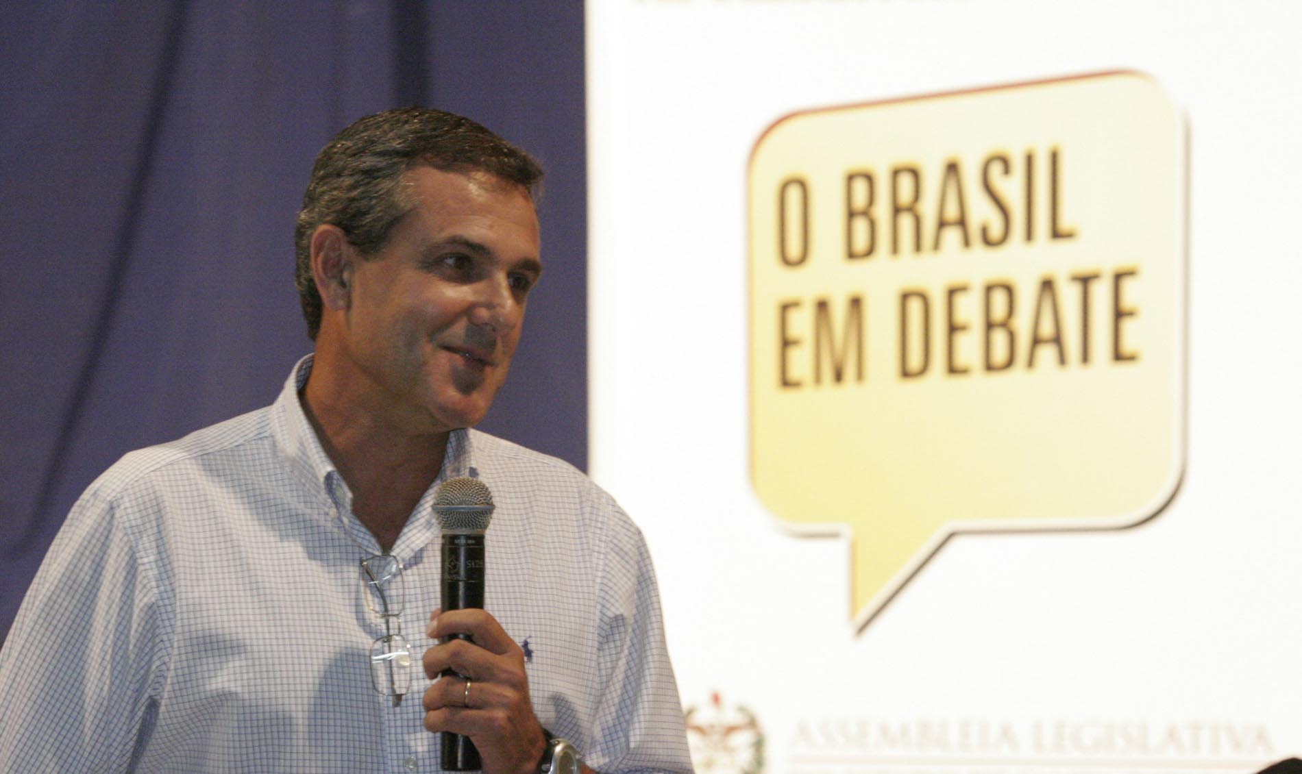 Técnico consagrado do vôlei brasileiro marca estreia de “O Brasil em Debate”