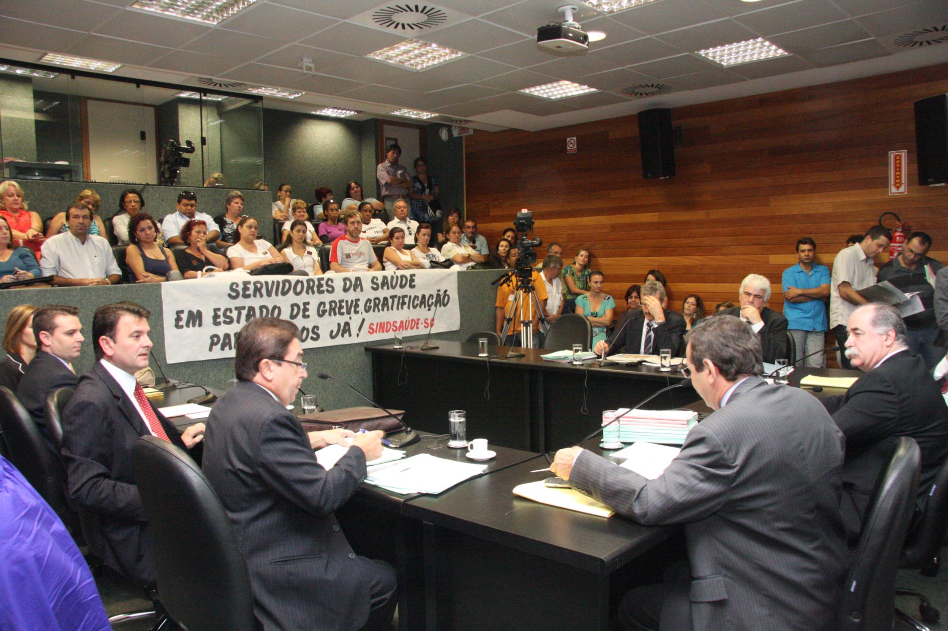 Comissão de Constituição e Justiça