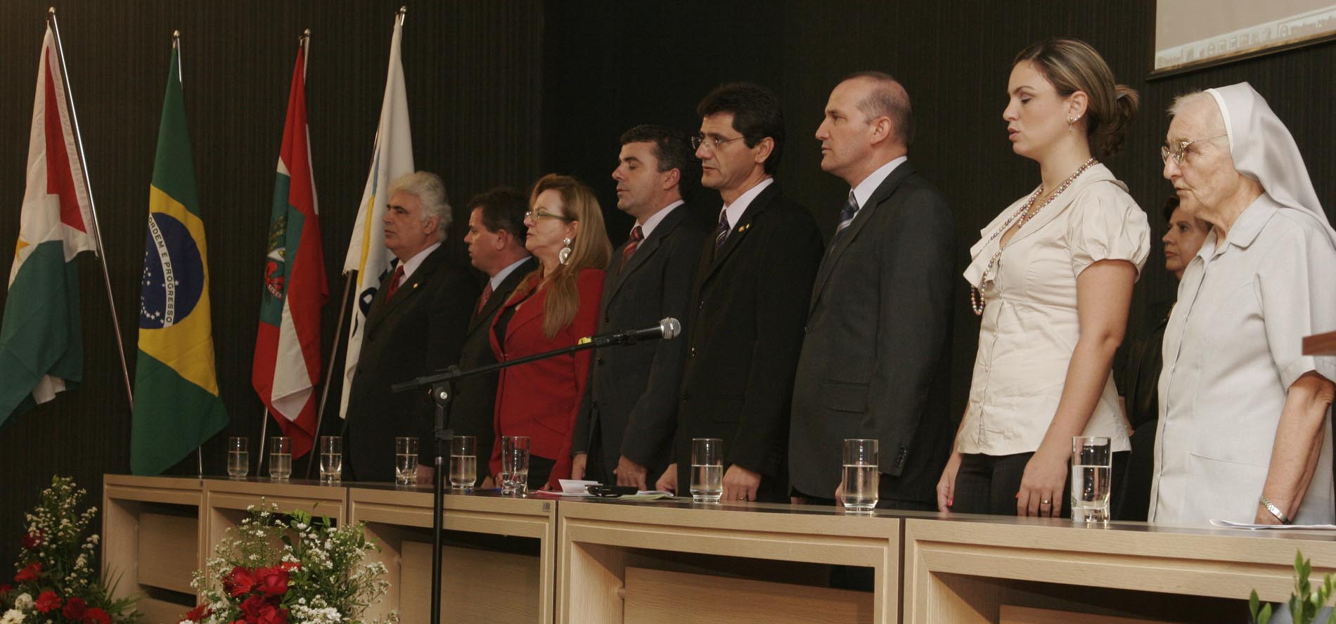 Sessão Solene em homenagem póstuma à Doutora Zilda Arns