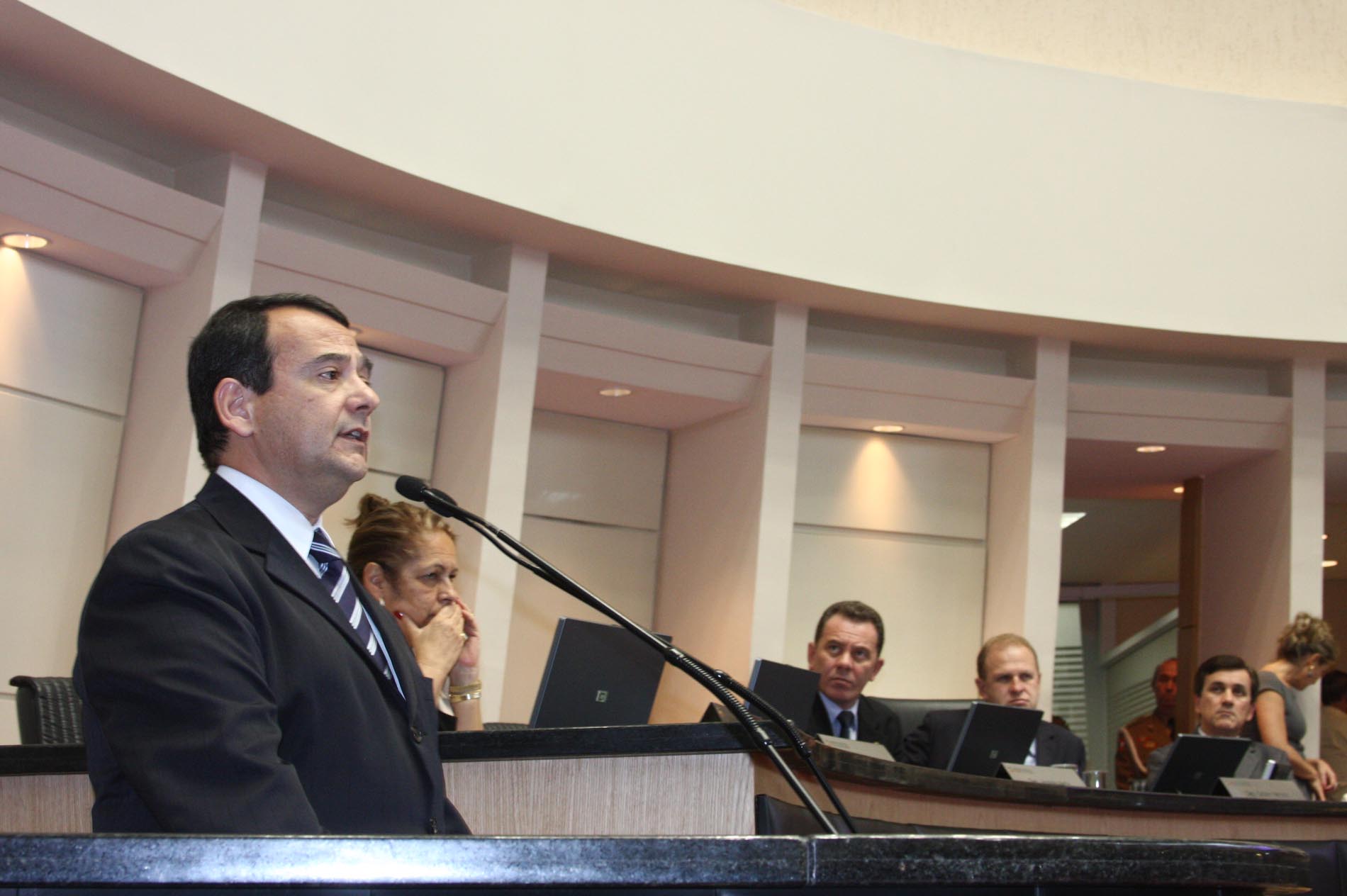 Gercino Gomes Neto - Proc. Geral de Justiça de SC