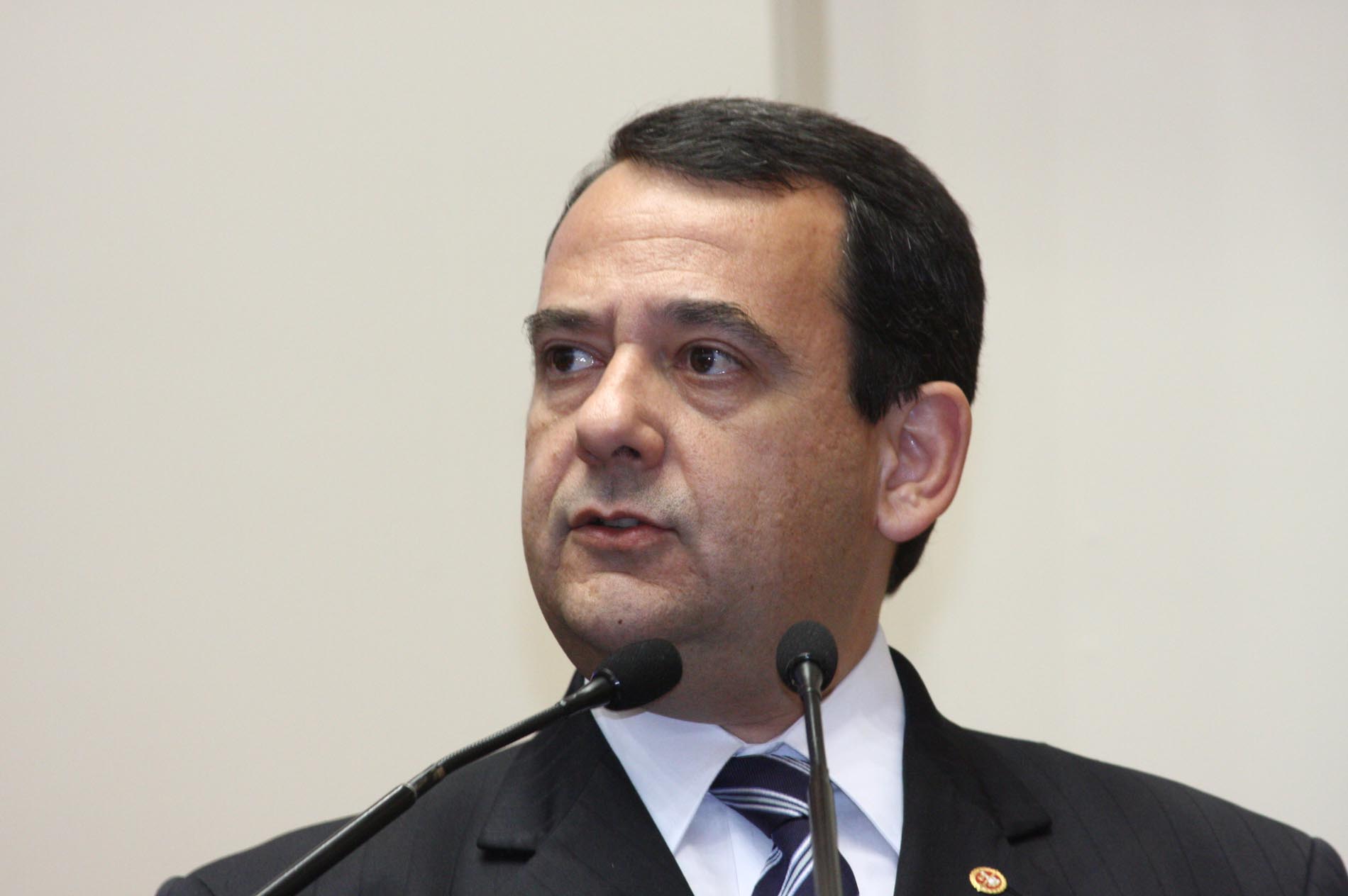 Gercino Gomes Neto - Proc. Geral de Justiça de SC