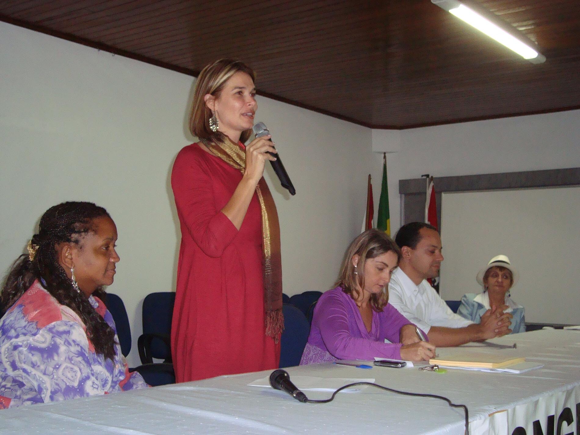 Dos Gabinetes – Coordenação Estadual da União Brasileira da Mulheres realiza congresso em Florianópo