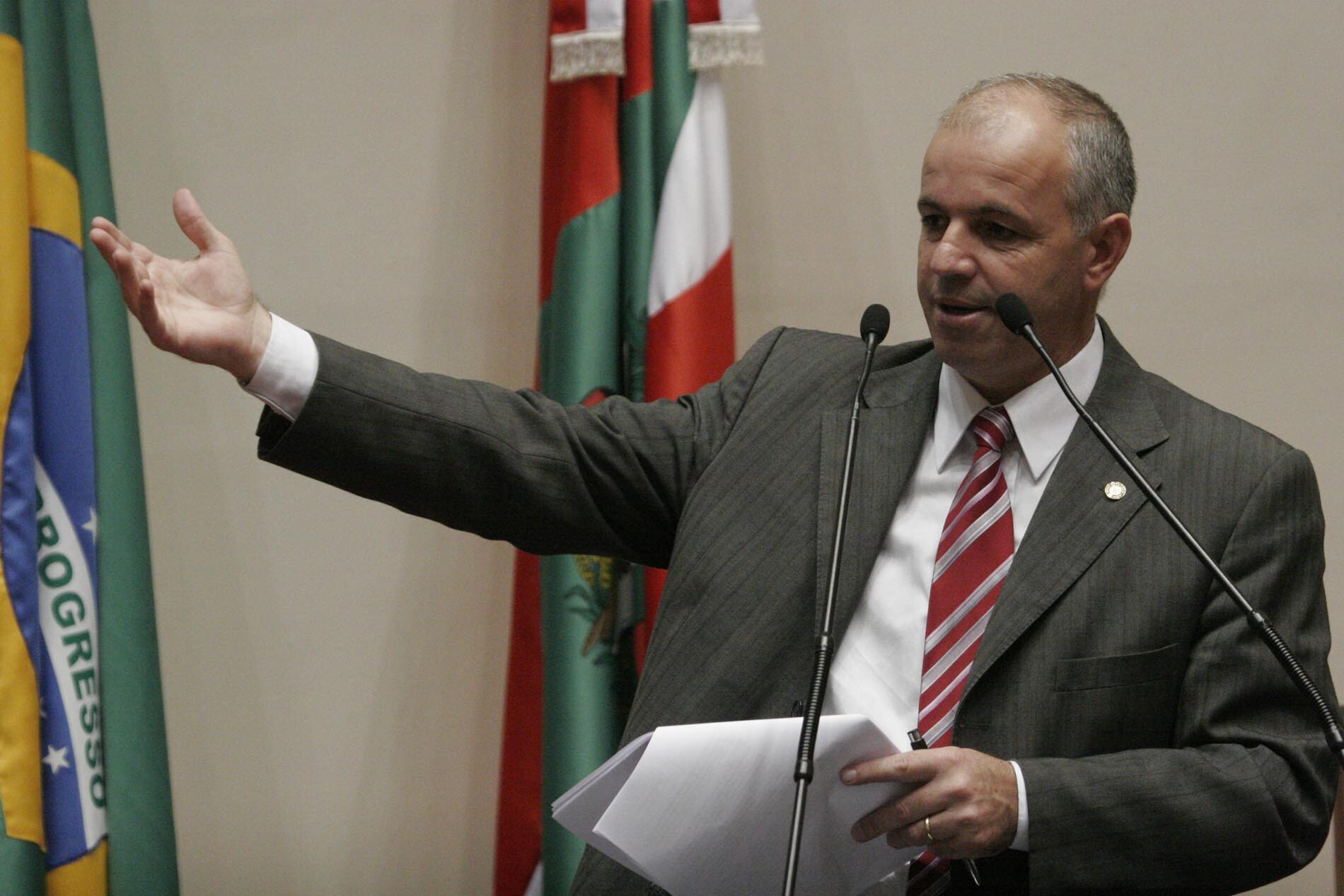 Dos Gabinetes – Comunidade de Balneário Camboriú defende criação do Parque de Taquarinhas