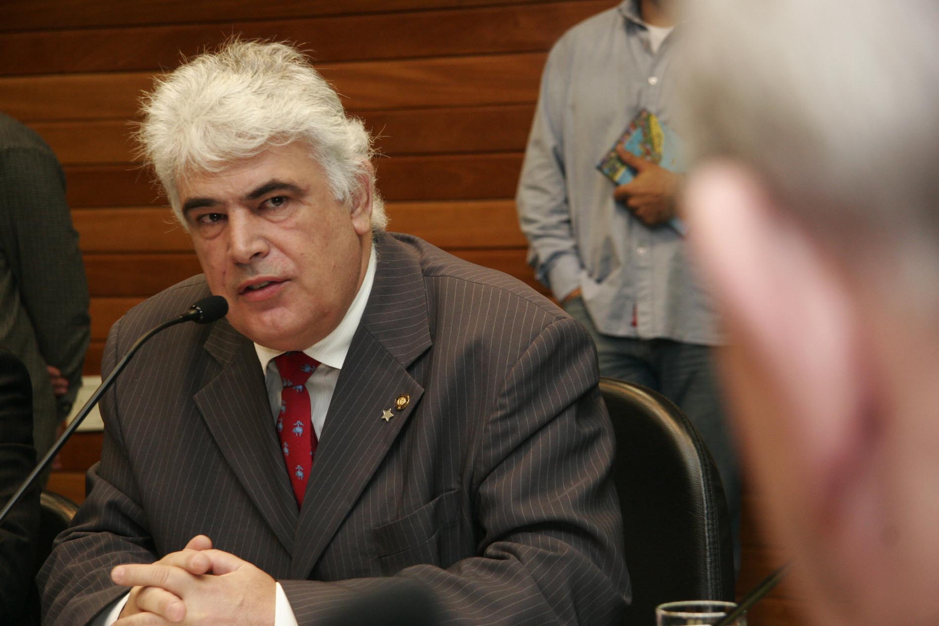 Comissão de Constituição e Justiça