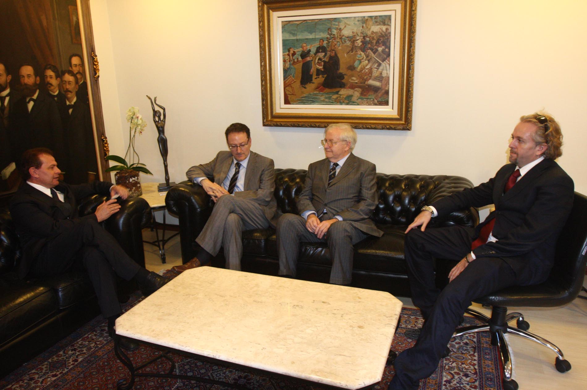Visita do Cônsul e do vice-cônsul da Itália