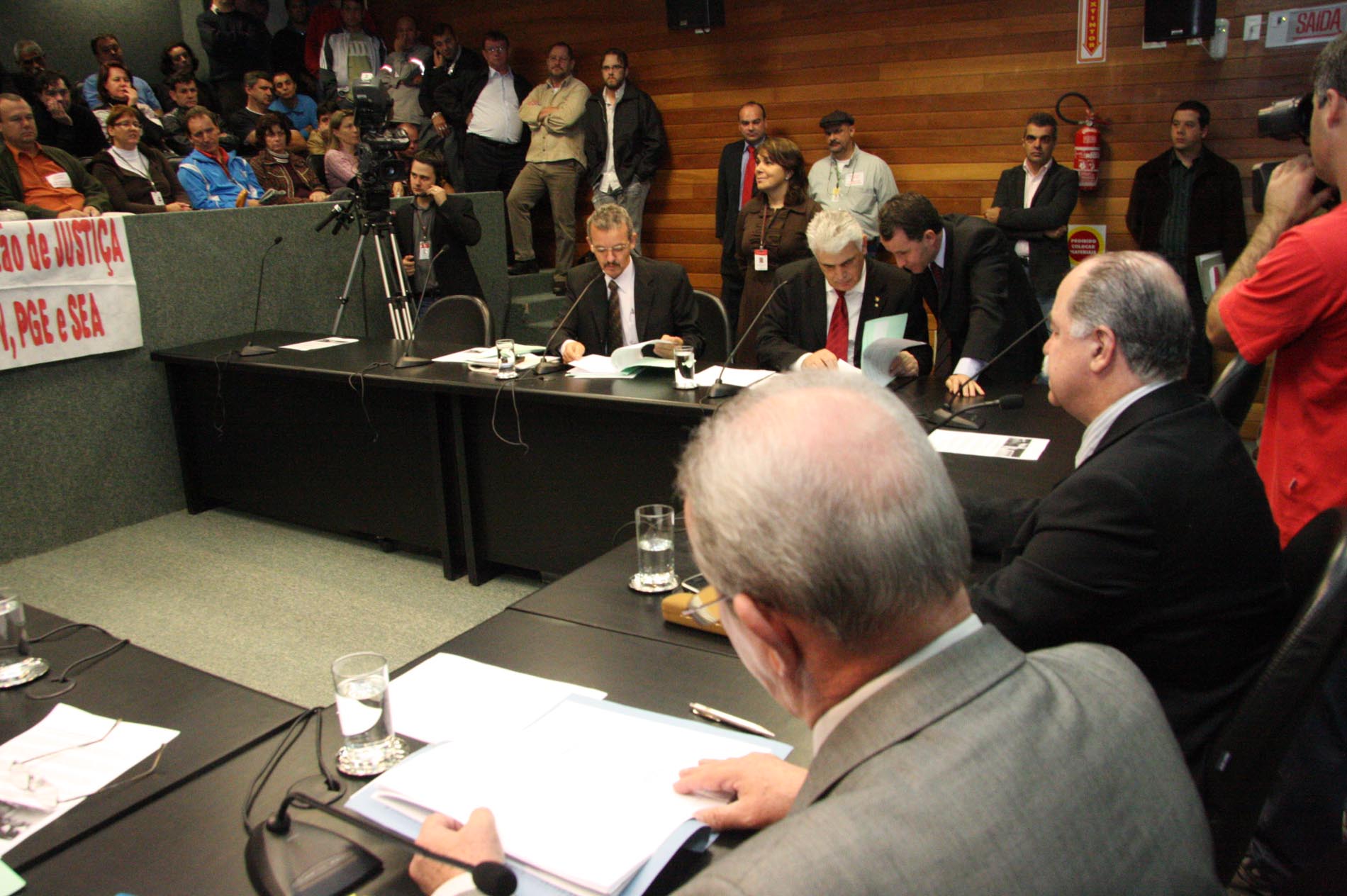 Comissão de Constituição e Justiça