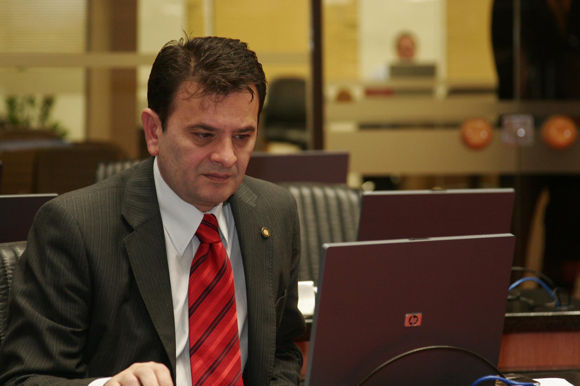 Deputado Elizeu Mattos (PMDB)